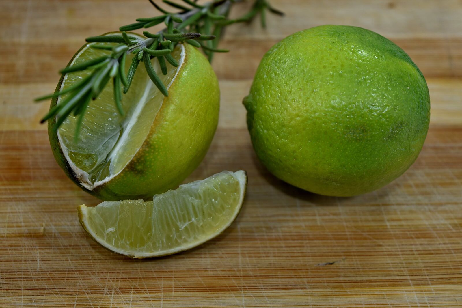 Nikon D5500 sample photo. Antioxidant, aromatic, dark green photography