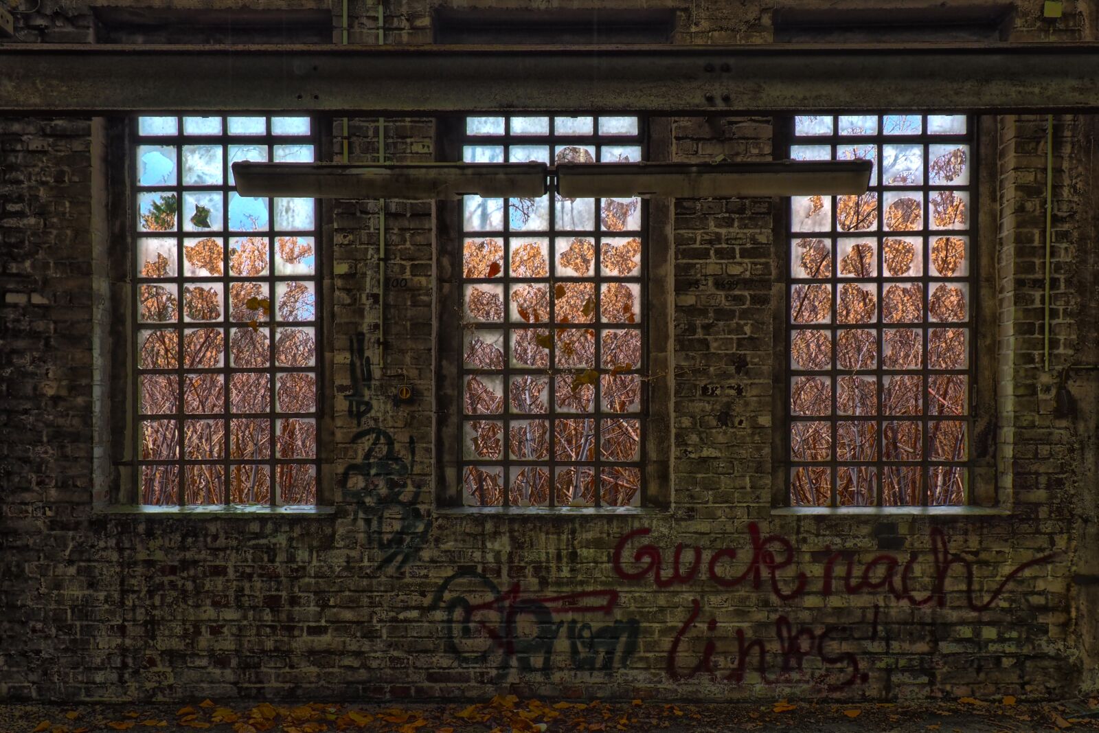 Olympus OM-D E-M10 sample photo. Lost places, factory, pforphoto photography
