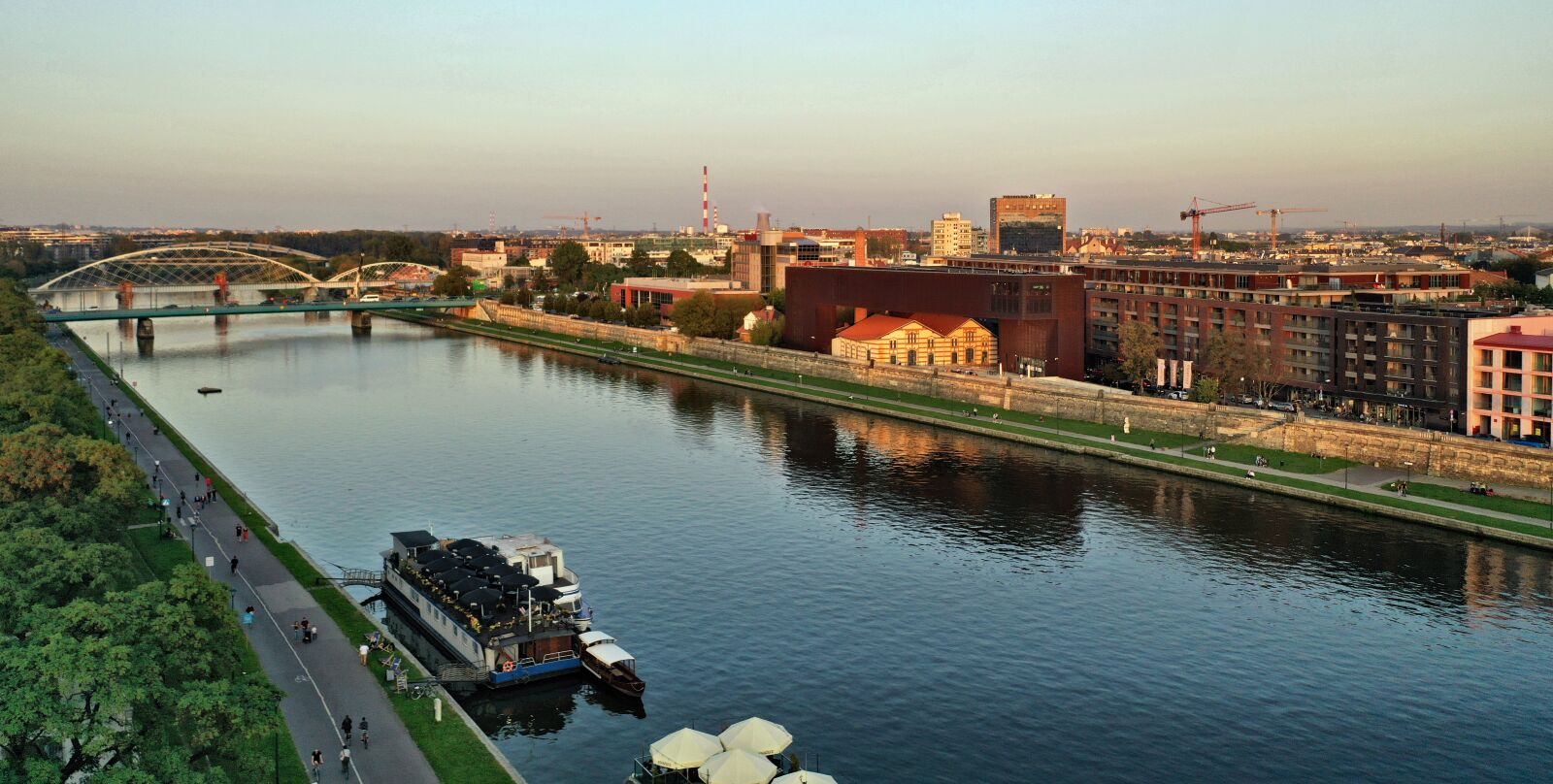Hasselblad L1D-20c sample photo. Wisla, river, kraków photography