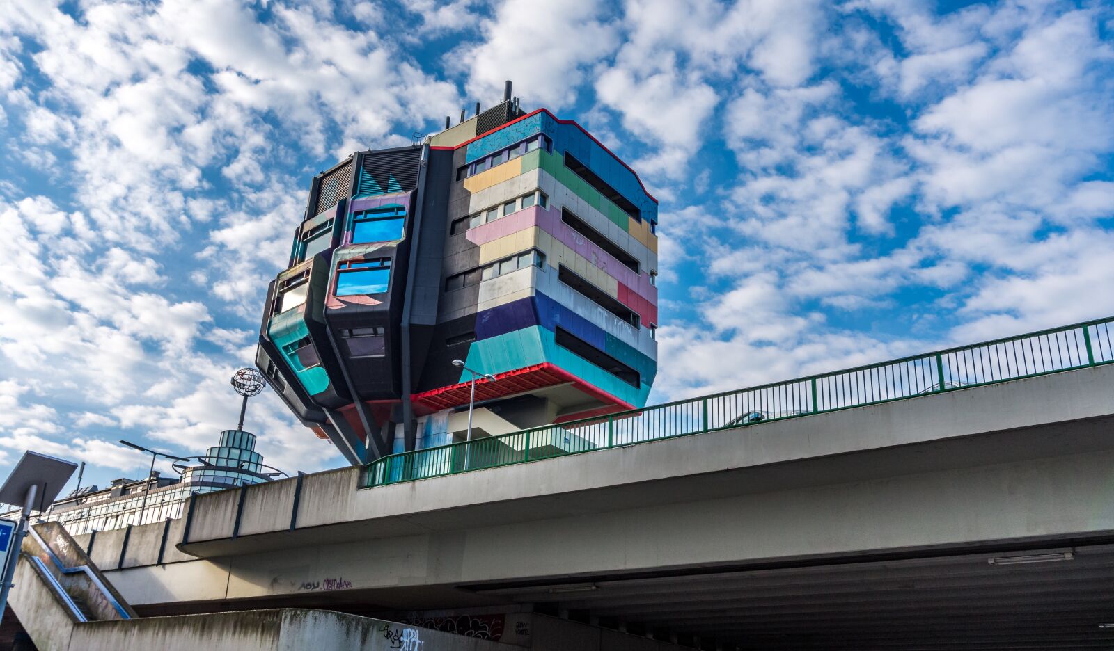 Sony Alpha a5000 (ILCE 5000) sample photo. Sky, modern, architecture photography