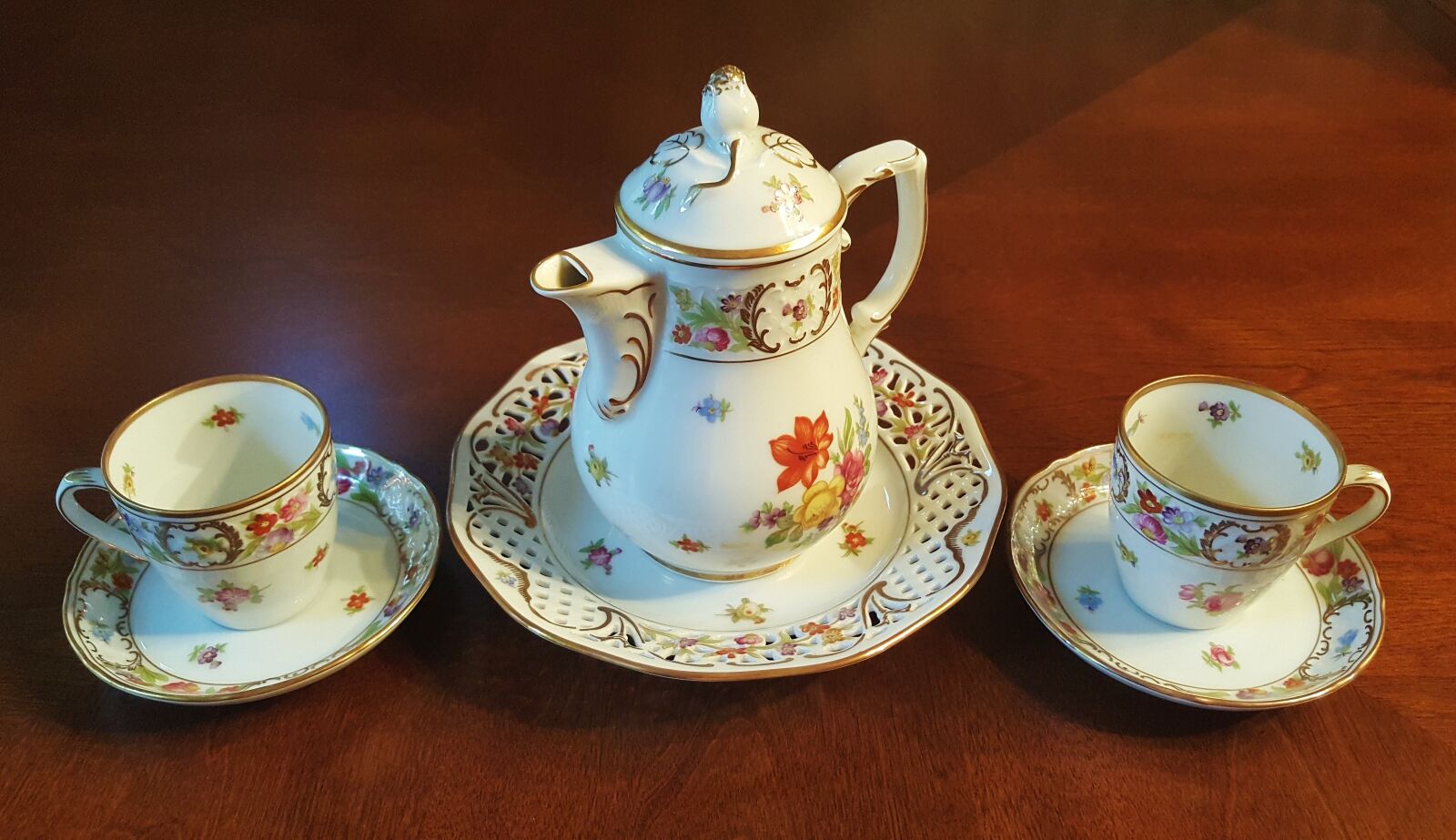 Samsung Galaxy Note5 sample photo. Tea set, tea, china photography