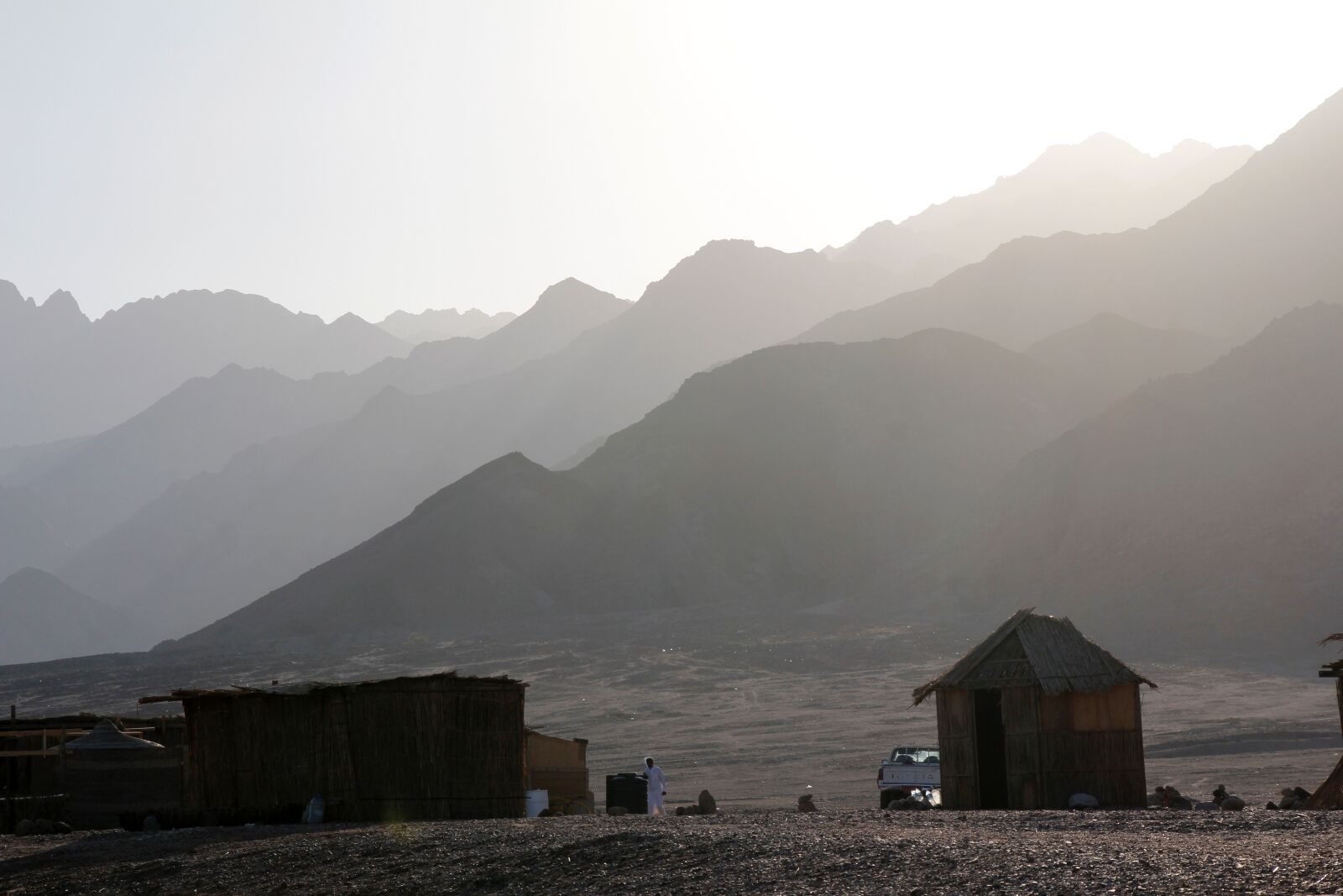 Canon EOS 60D sample photo. Egypt, mountains, log cabin photography
