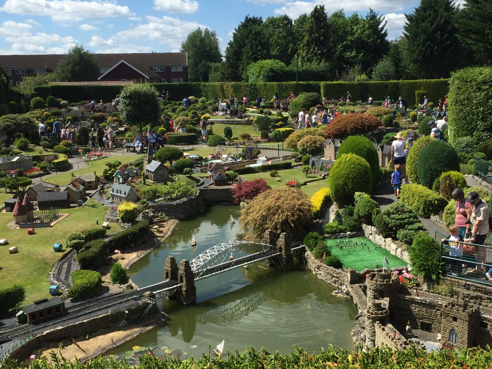 Apple iPhone 6 sample photo. Bekonscot, model, village photography