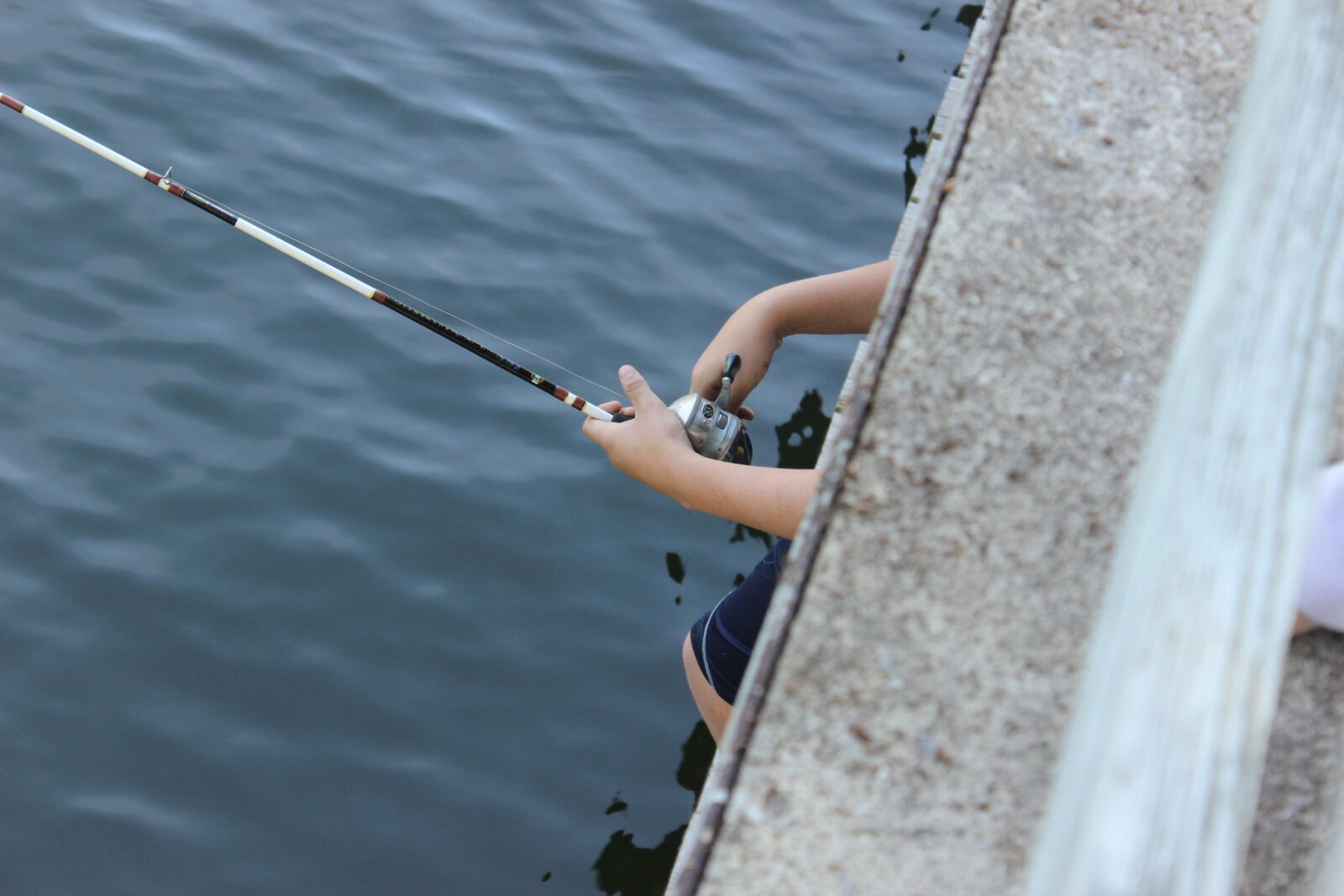 Canon EOS 600D (Rebel EOS T3i / EOS Kiss X5) sample photo. Artsy, boat, boat, dock photography