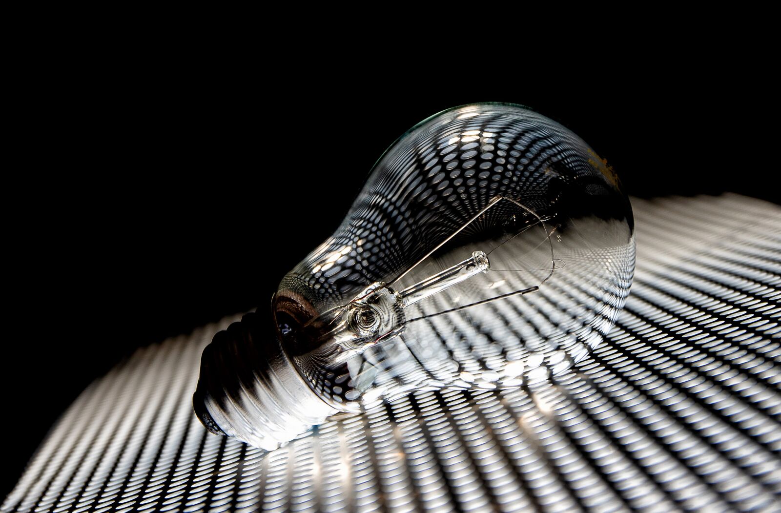 Canon EF 24-70mm F4L IS USM sample photo. Light bulb, lighting, bulbs photography