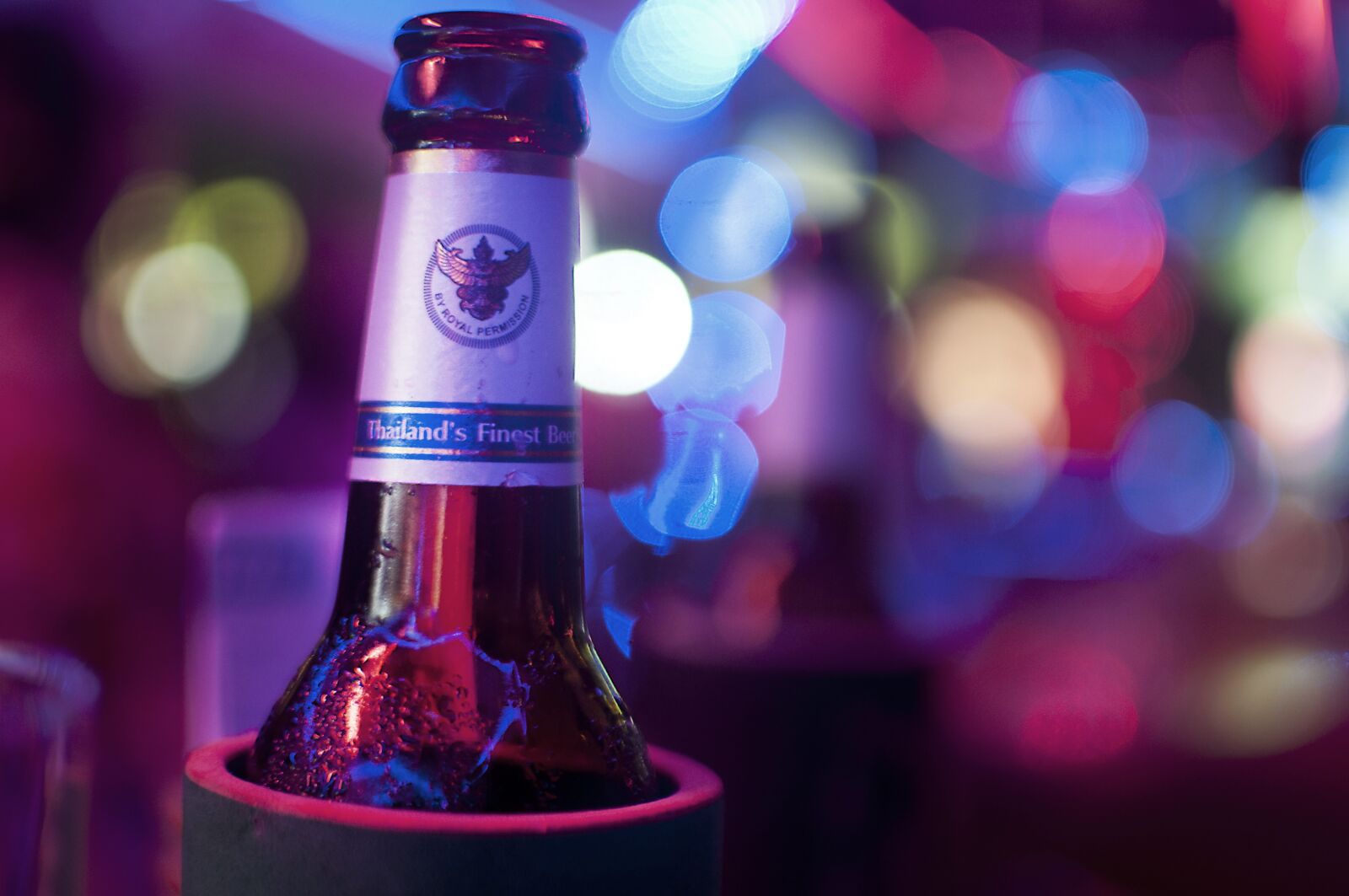 Nikon D5000 sample photo. Beer, thailand, alcohol photography