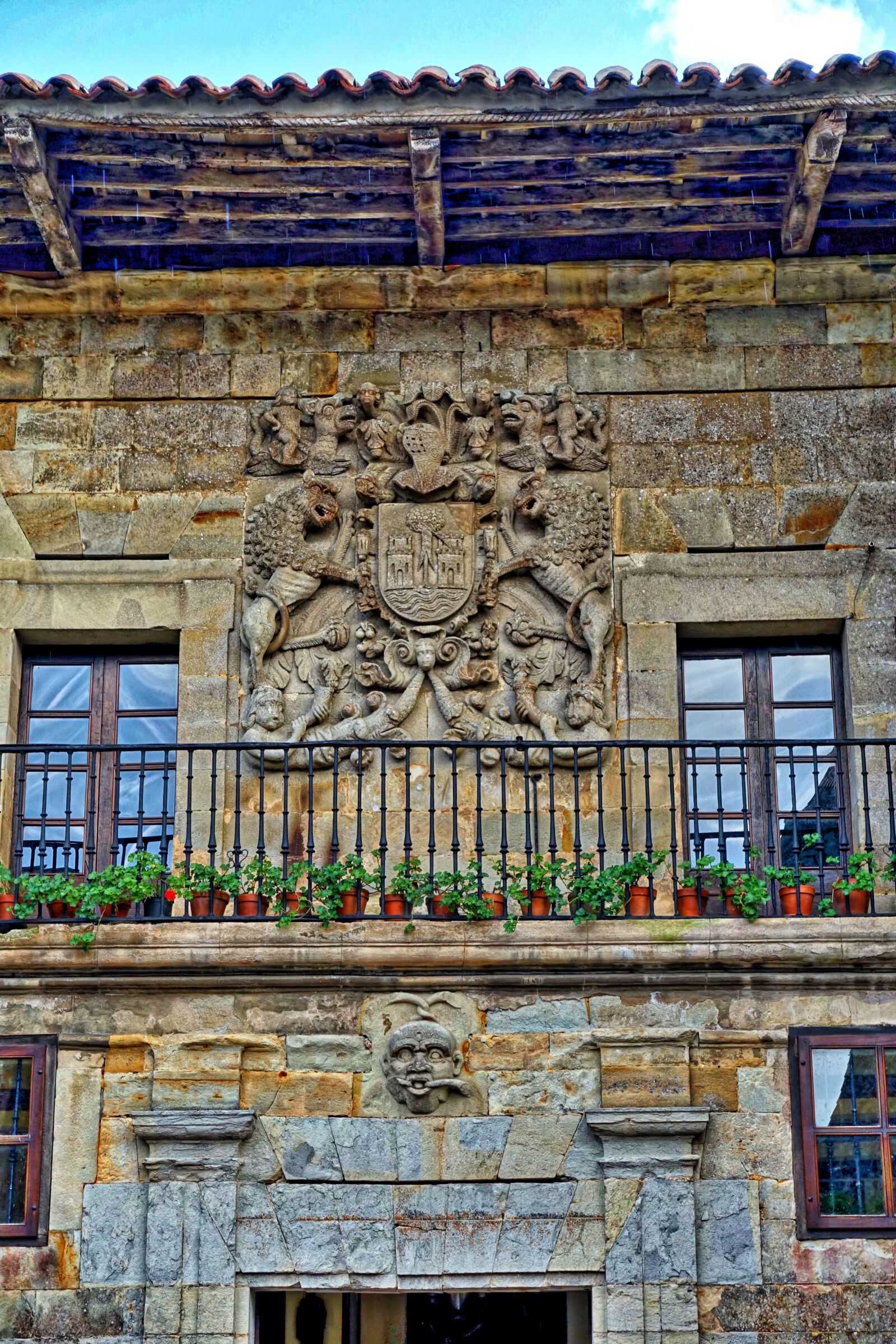 Sony Cyber-shot DSC-RX100 III sample photo. Motif, stone, balcony photography