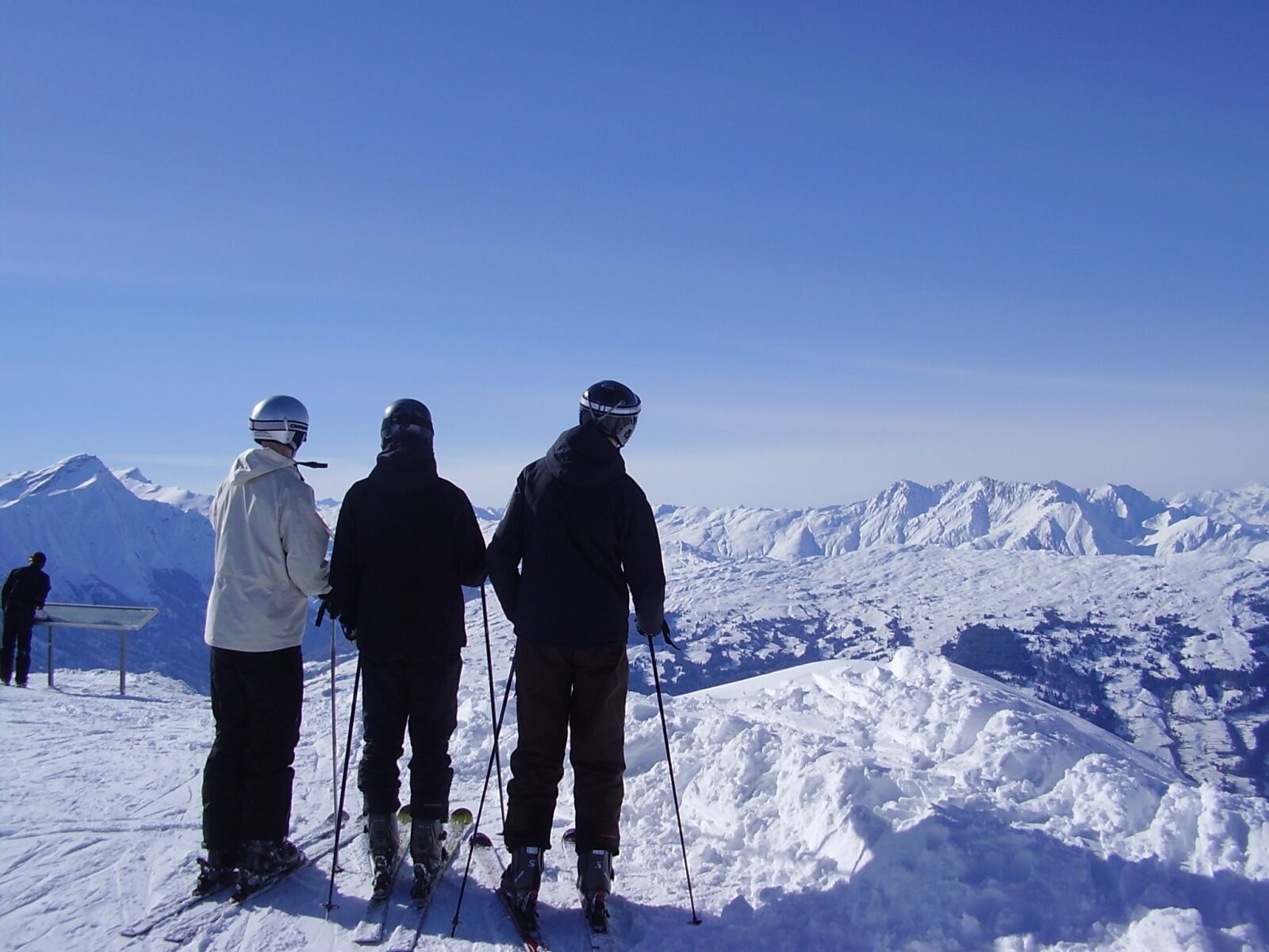 Olympus X450,D535Z,C370Z sample photo. Skiing, snow, swiss photography