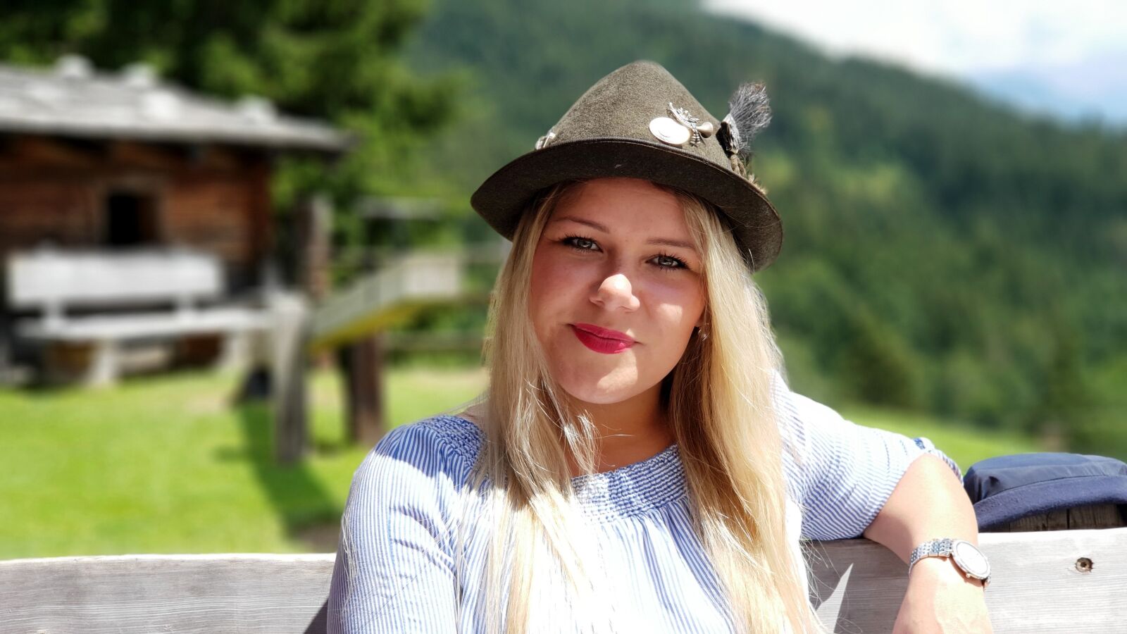 Samsung SM-G965F sample photo. Woman, model, hat photography