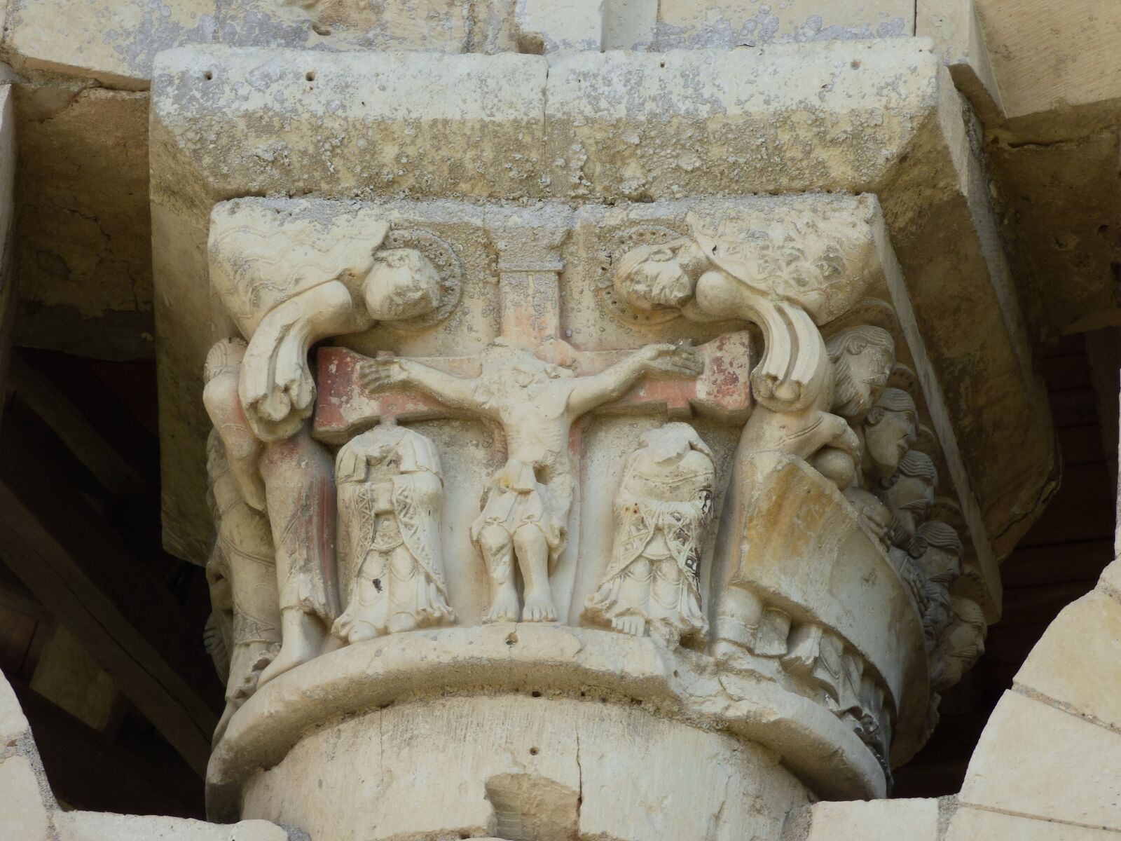 Panasonic DMC-FZ72 sample photo. Marquee, romanesque art, priory photography
