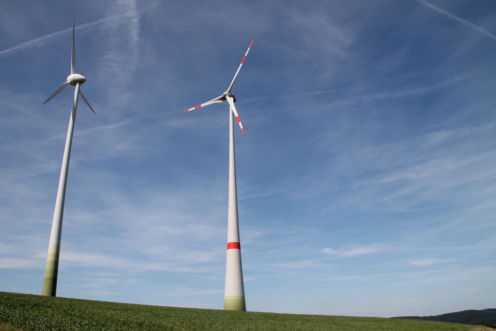 Canon EOS 1100D (EOS Rebel T3 / EOS Kiss X50) sample photo. Wind turbine, wind, sky photography