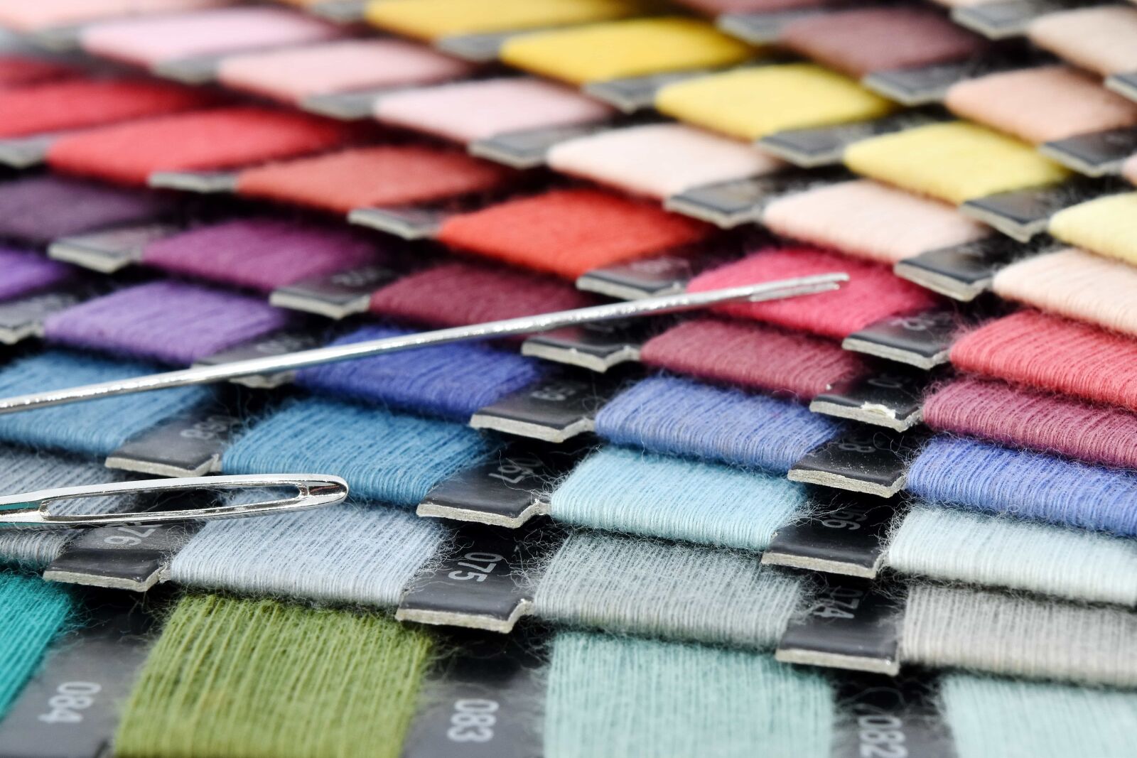 Nikon D5500 sample photo. Palette, sewing, sewing needle photography