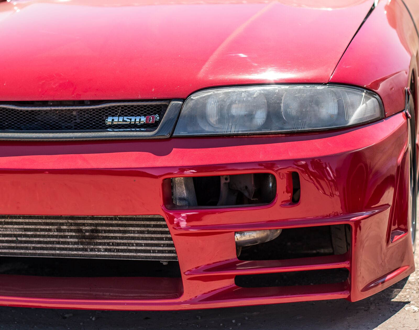 Canon EOS 70D + Canon EF 50mm F1.4 USM sample photo. Headlight, car, nissan skyline photography