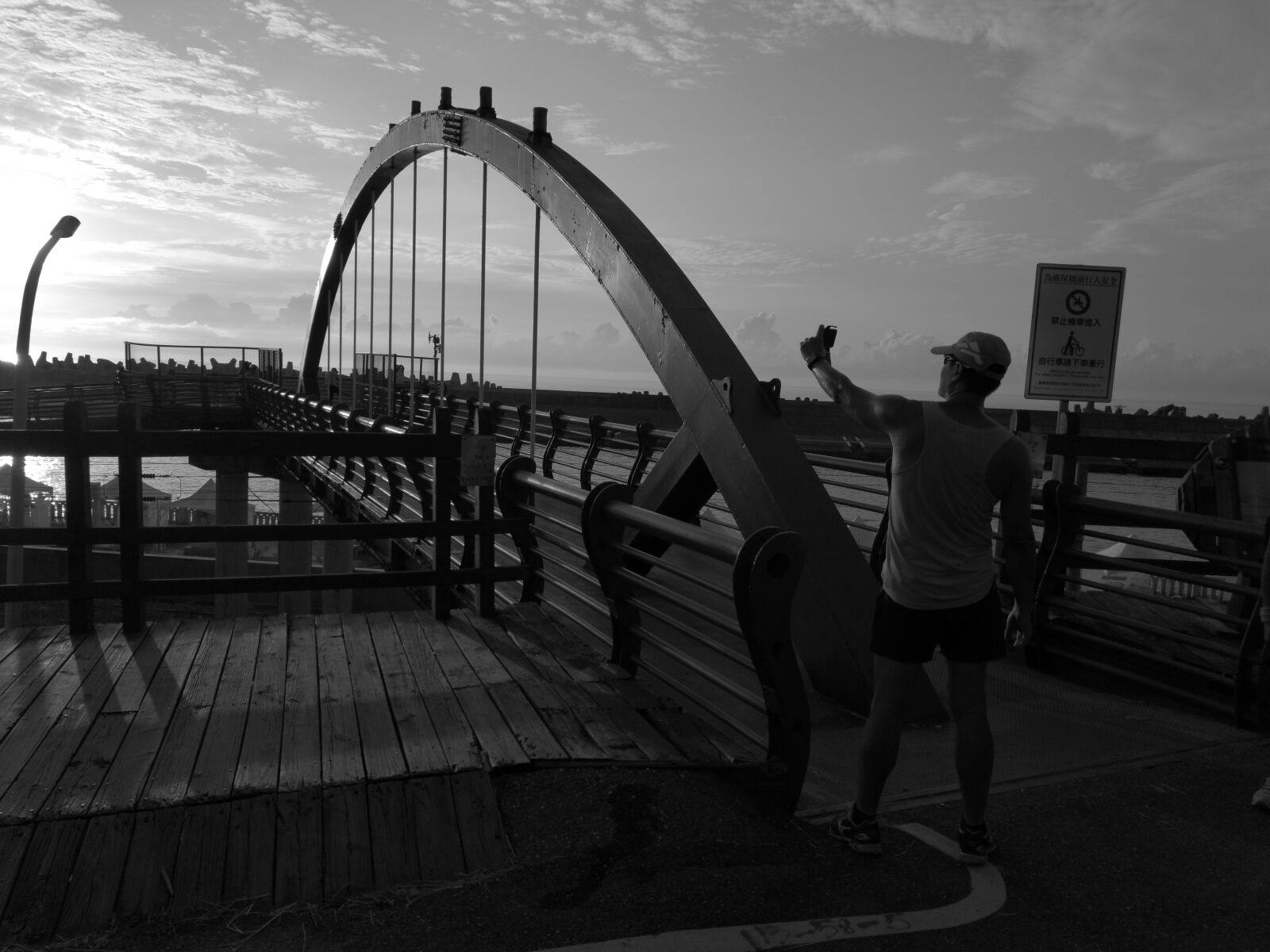 HUAWEI P10 sample photo. Taiwan, hualien port, bridge photography