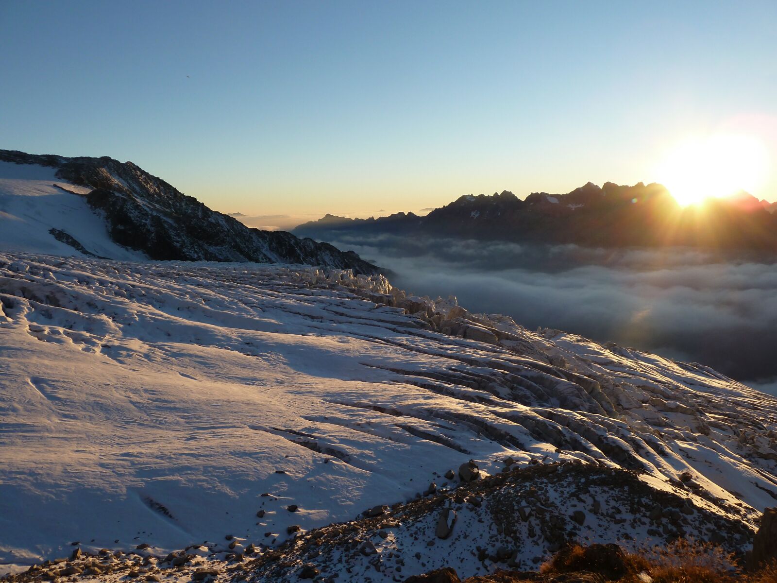 Panasonic Lumix DMC-ZS7 (Lumix DMC-TZ10) sample photo. Landscape, mountain, glacier photography