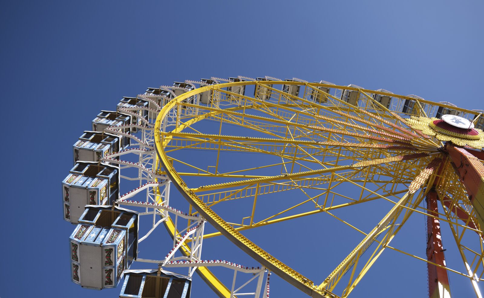 Fujifilm XF 18-55mm F2.8-4 R LM OIS sample photo. Ferris wheel, crailsheim, folk photography