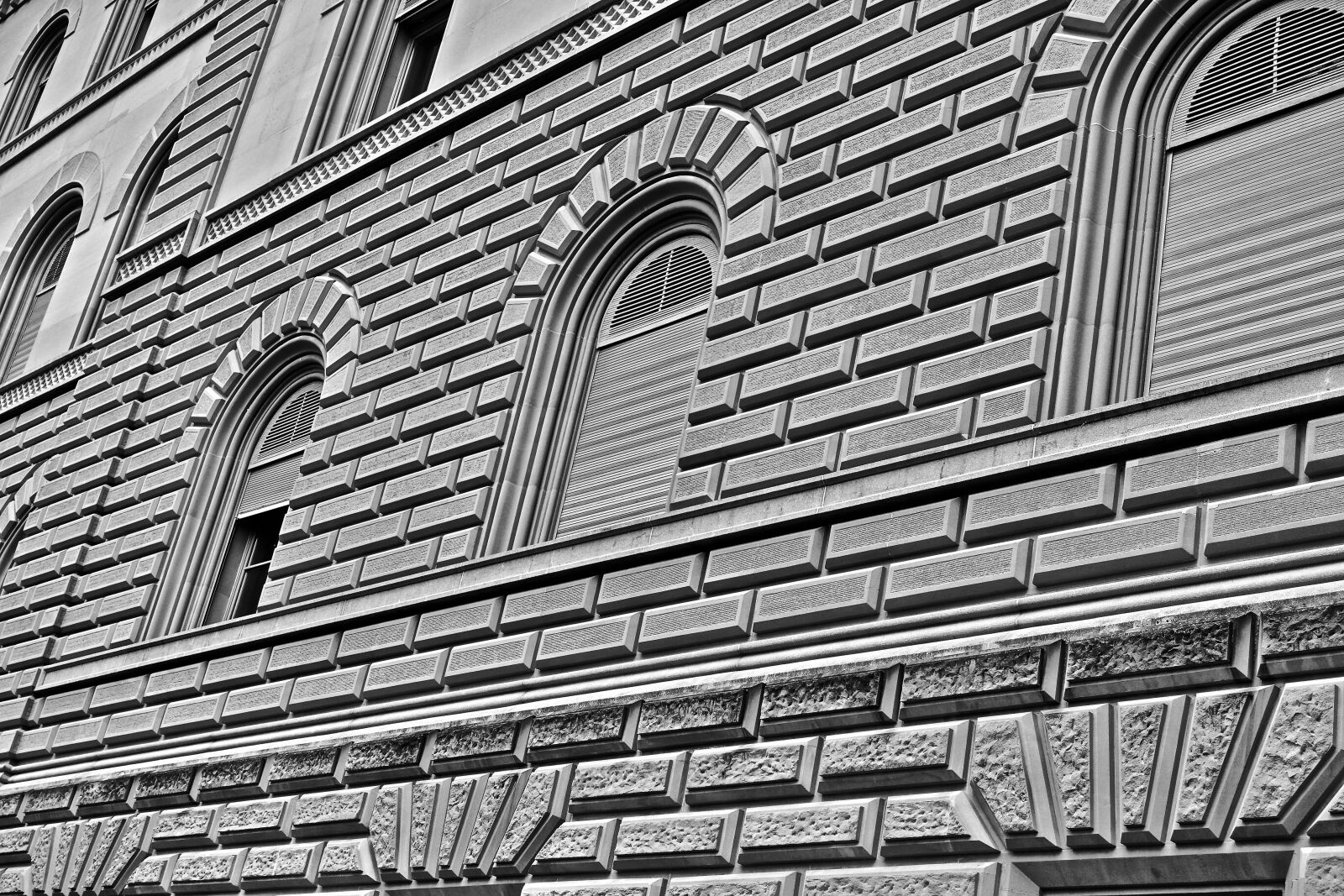 Sony Cyber-shot DSC-RX100 III sample photo. Brickwork, stone, building photography