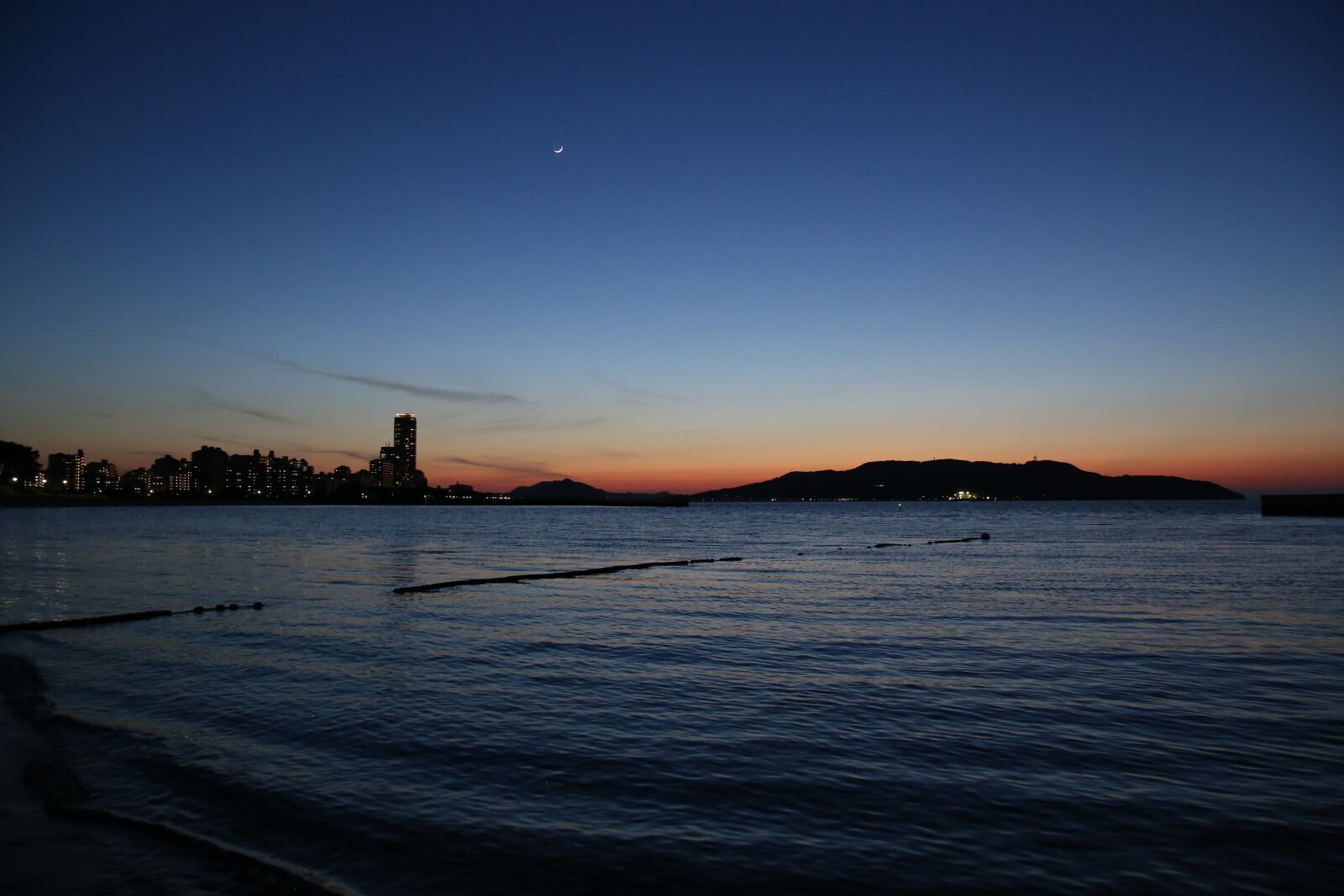 Canon EOS 6D + Canon EF 24-105mm F4L IS USM sample photo. Fukuoka, japan, beach photography