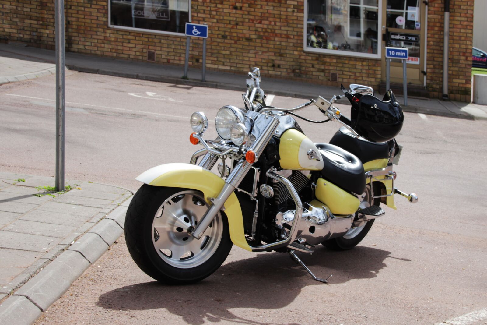 Canon EOS 600D (Rebel EOS T3i / EOS Kiss X5) sample photo. Mariehamn, aland, finland photography