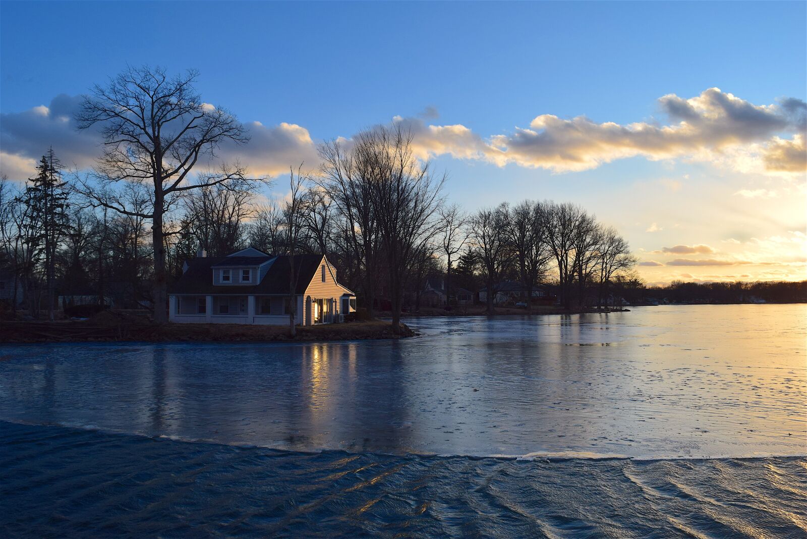 Nikon D3300 sample photo. Lake, house, tree photography