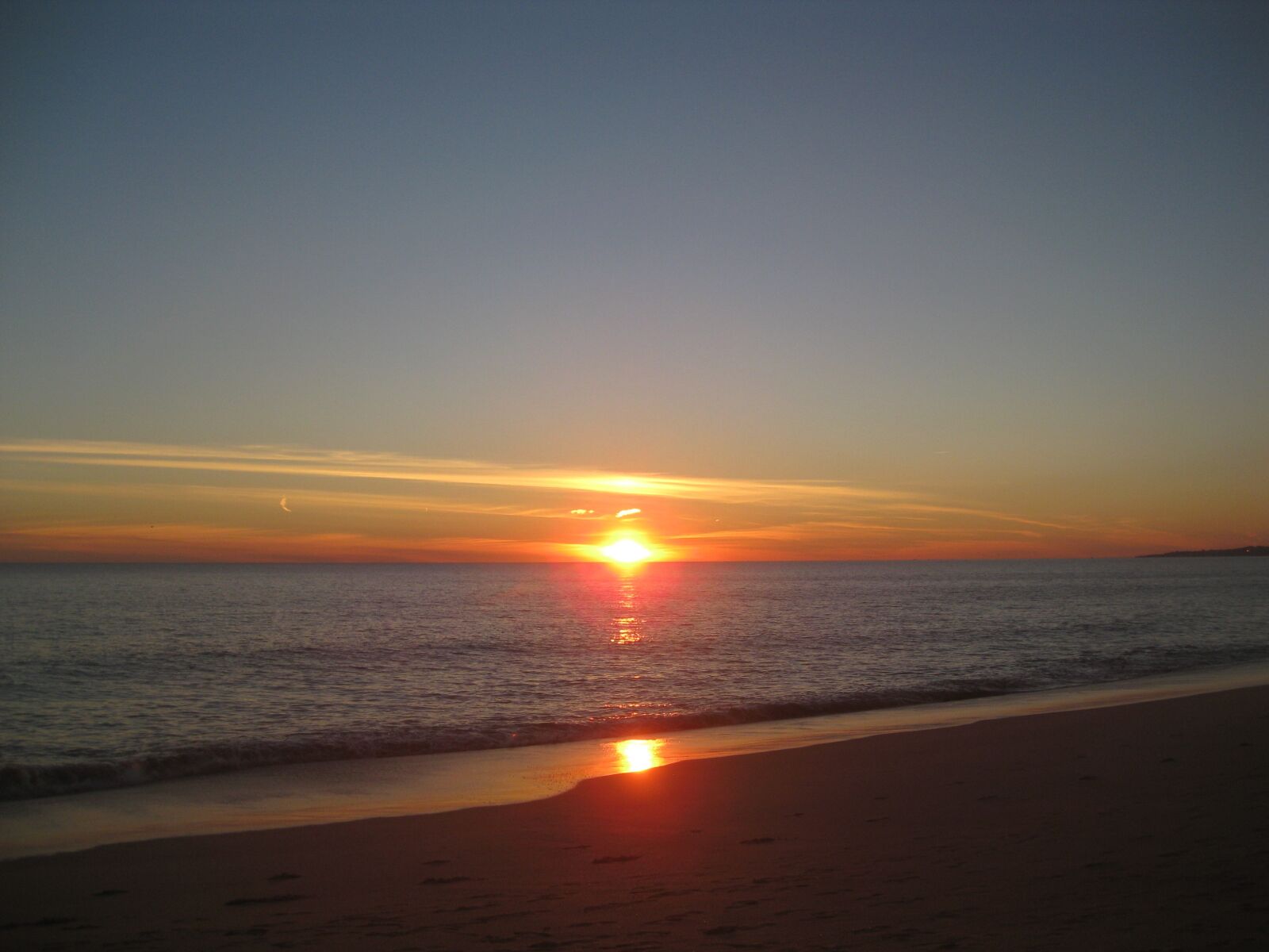 Canon PowerShot SD1100 IS (Digital IXUS 80 IS / IXY Digital 20 IS) sample photo. Ocean, atlantic, sunset photography