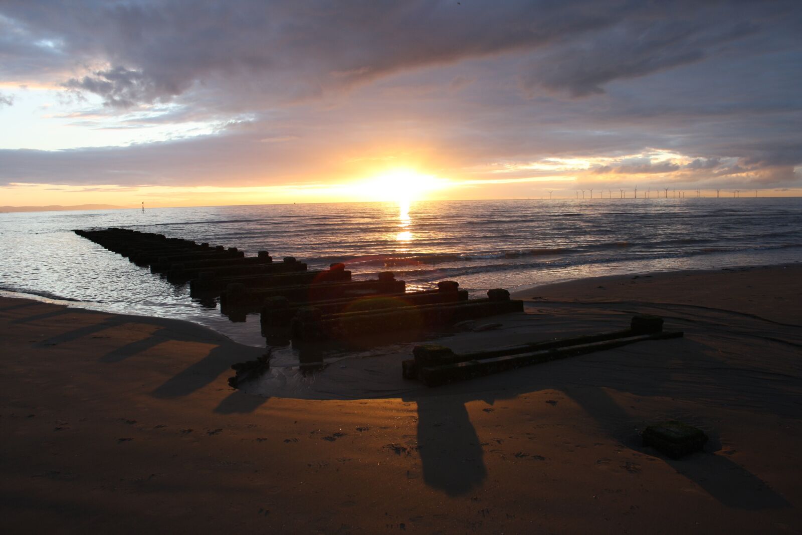 Canon EOS 1000D (EOS Digital Rebel XS / EOS Kiss F) sample photo. Crosby, beach, liverpool photography