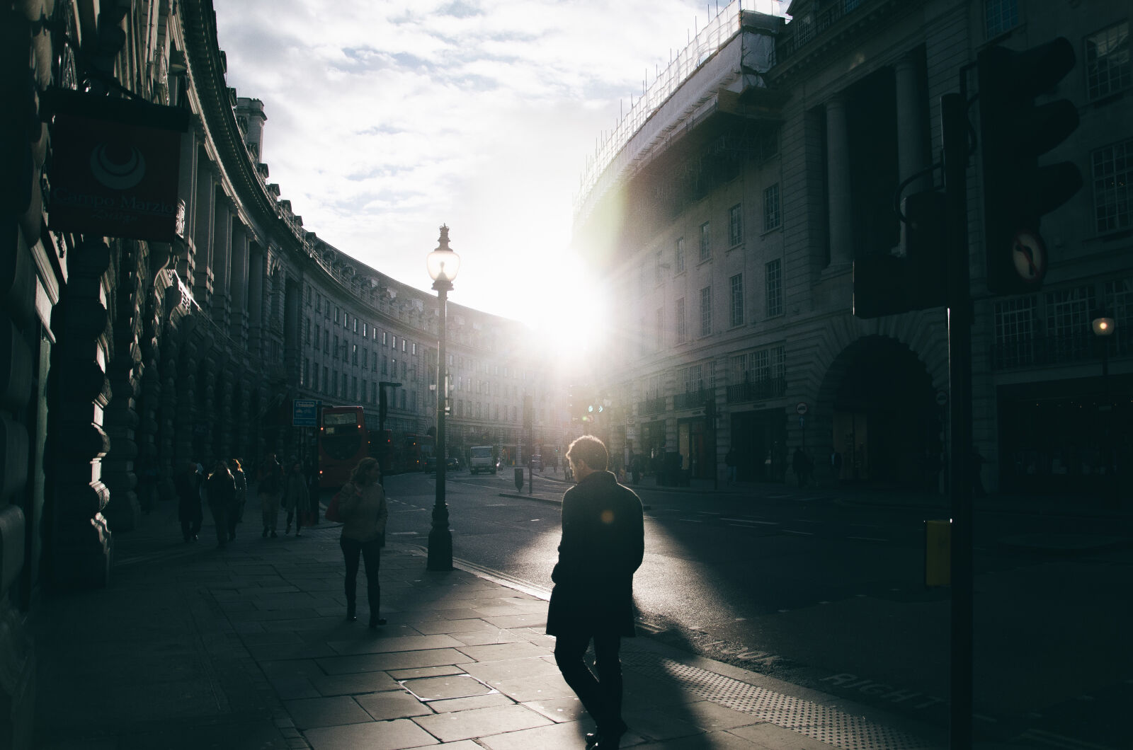 Nikon D5100 sample photo. City, light, people, street photography