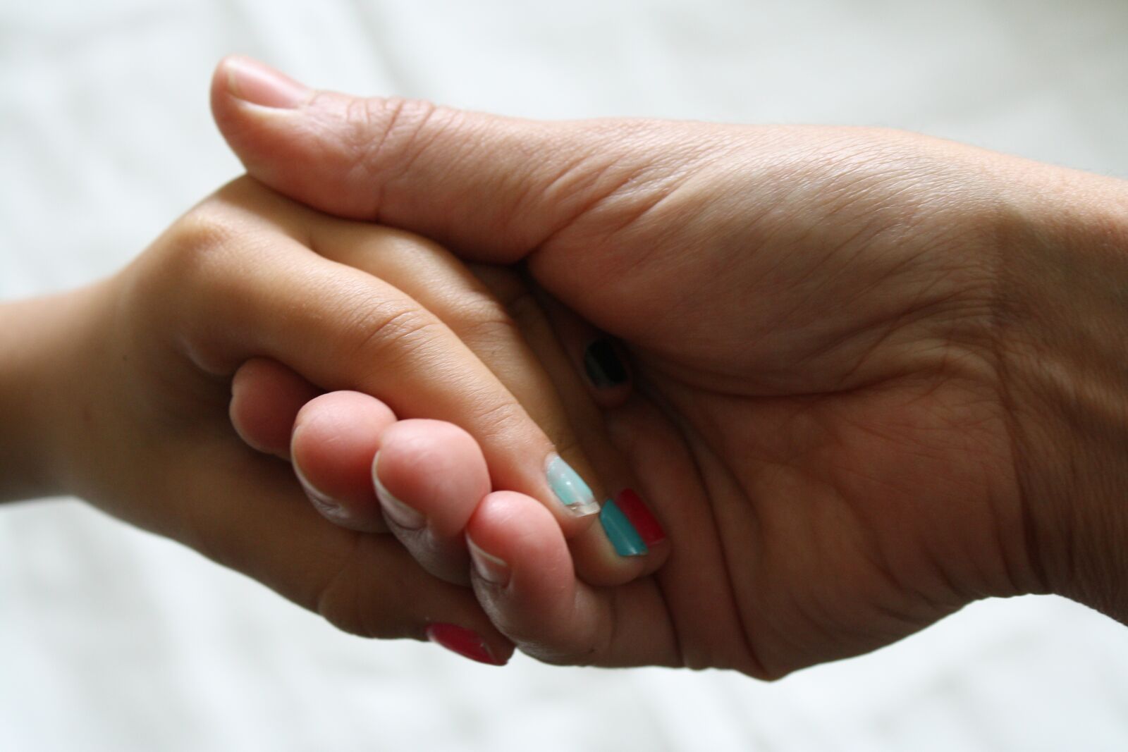 Canon EOS 1000D (EOS Digital Rebel XS / EOS Kiss F) sample photo. Nails, hands together, holding photography