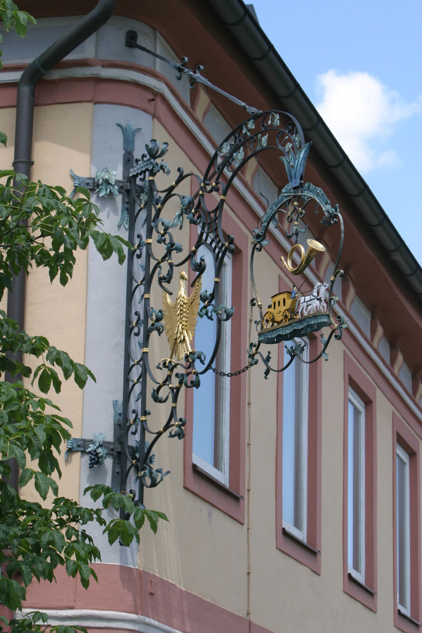 Canon EOS 10D sample photo. Thurn and taxis, shield photography