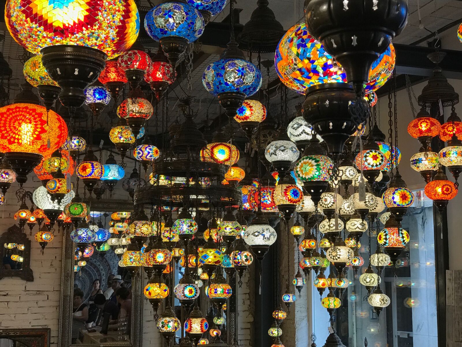 iPhone 7 Plus back dual camera 6.6mm f/2.8 sample photo. Lamps, lanterns, vintage lantern photography