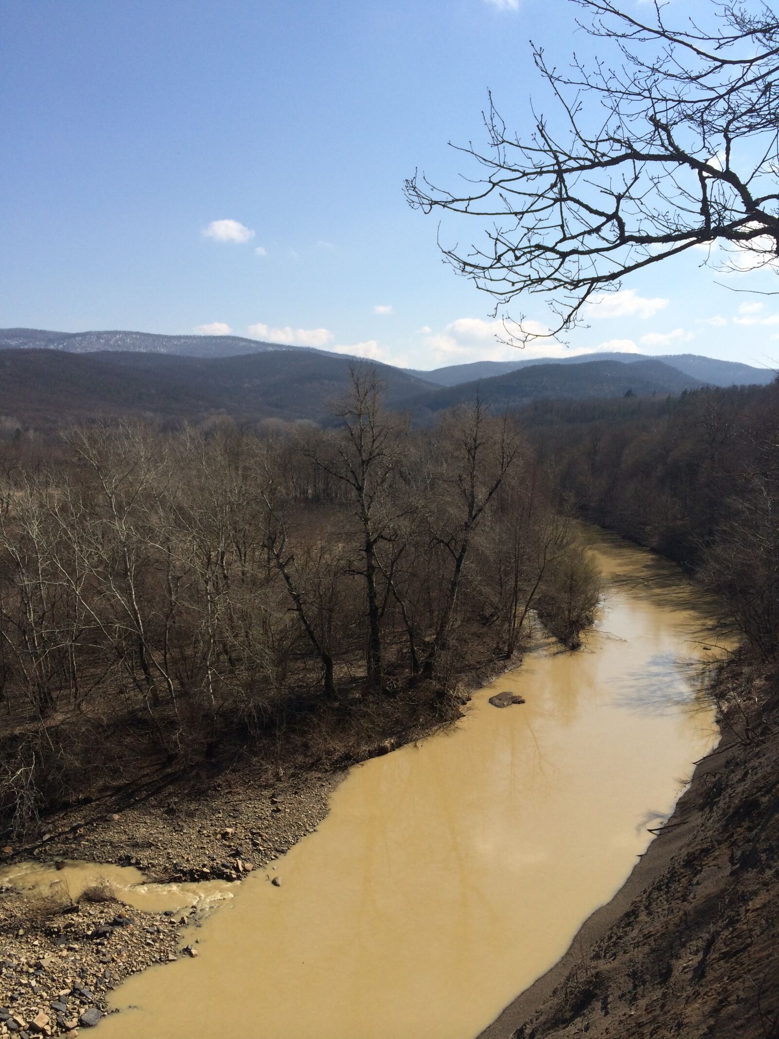 iPhone 5s back camera 4.12mm f/2.2 sample photo. River, mountains, krasnodar photography