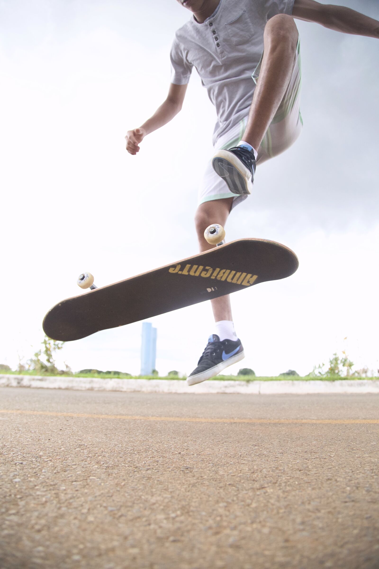 Canon EOS 6D + Canon EF 24-105mm F4L IS USM sample photo. Action, skate, jump photography