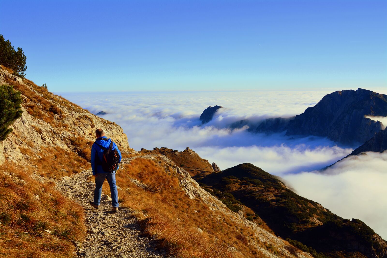 Nikon D7100 sample photo. Walk, clouds, excursion photography
