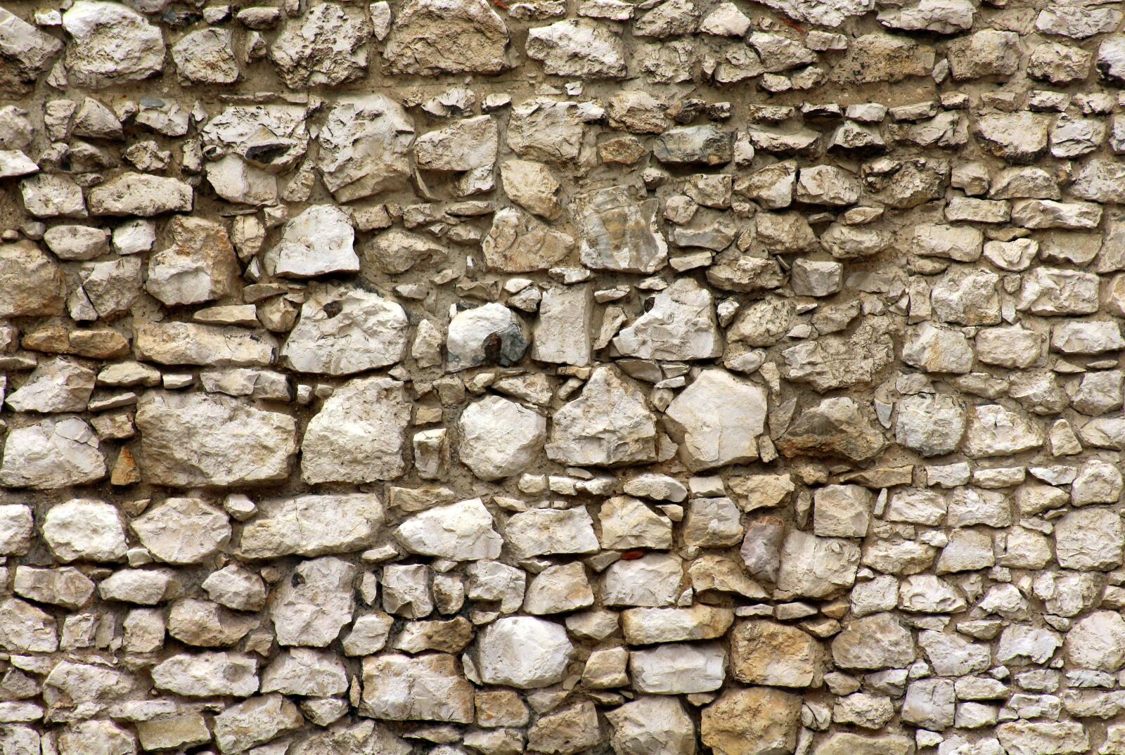 Canon EOS 1200D (EOS Rebel T5 / EOS Kiss X70 / EOS Hi) sample photo. Lake dusia, wall, stone photography