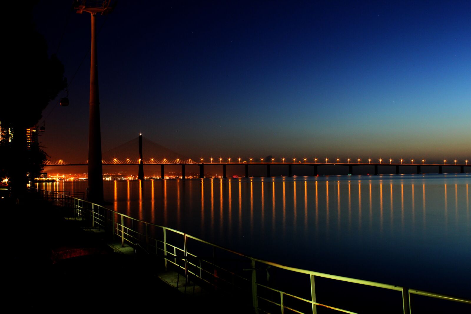 Canon EOS 1200D (EOS Rebel T5 / EOS Kiss X70 / EOS Hi) sample photo. Beach, background, landscape photography
