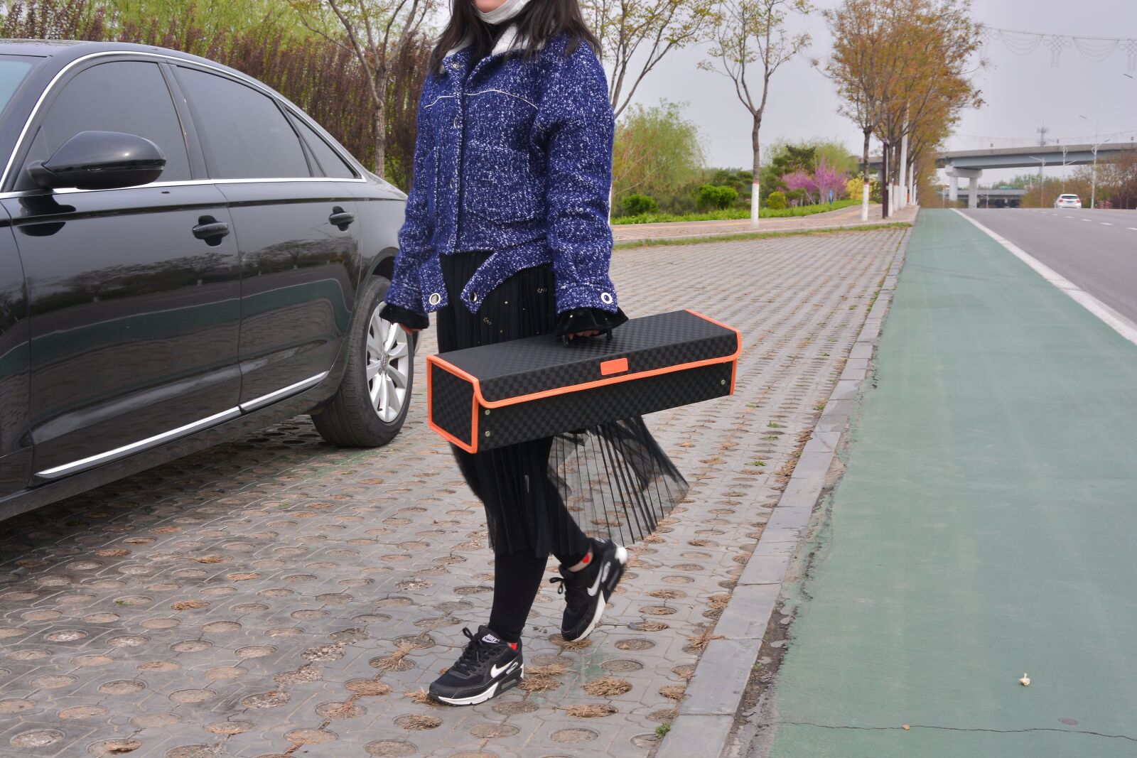 Nikon D7100 sample photo. Automotive, box, beauty photography