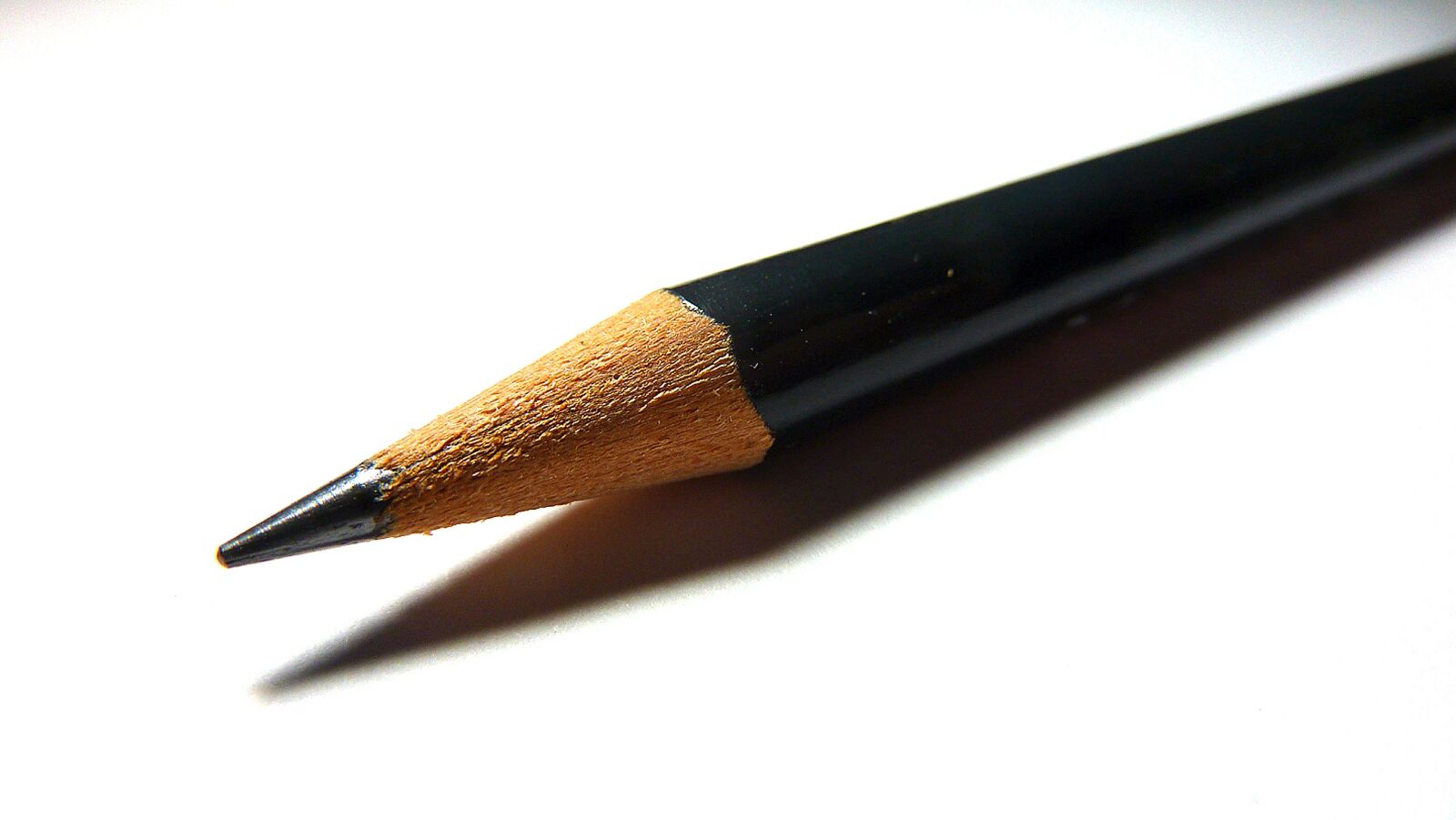 Panasonic DMC-TZ7 sample photo. Pen, writing utensil, mine photography