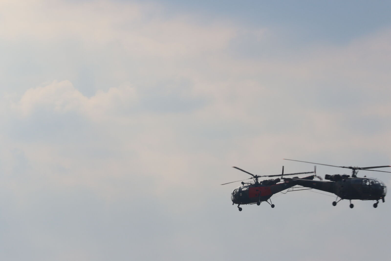 Canon EOS 7D Mark II sample photo. Pexels, aviation, blue, sky photography