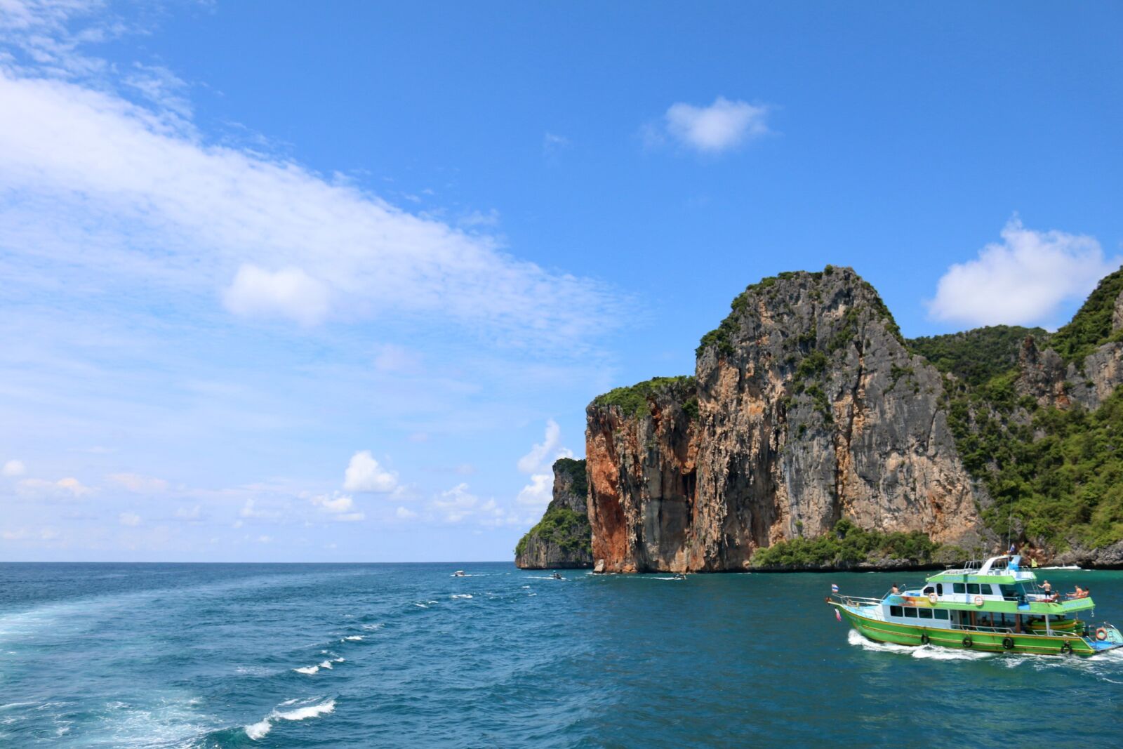 Canon EOS 70D sample photo. Phi phi islands, krabi photography