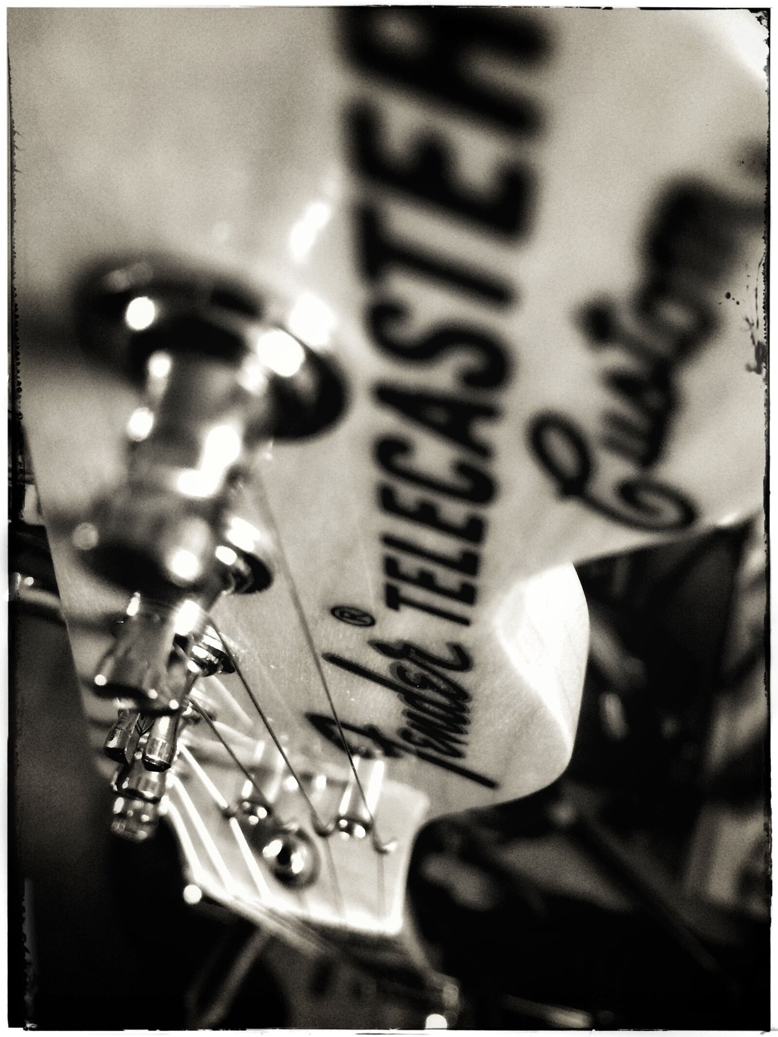 iPhone 5s back camera 4.15mm f/2.2 sample photo. Telecaster, fender, instrument photography