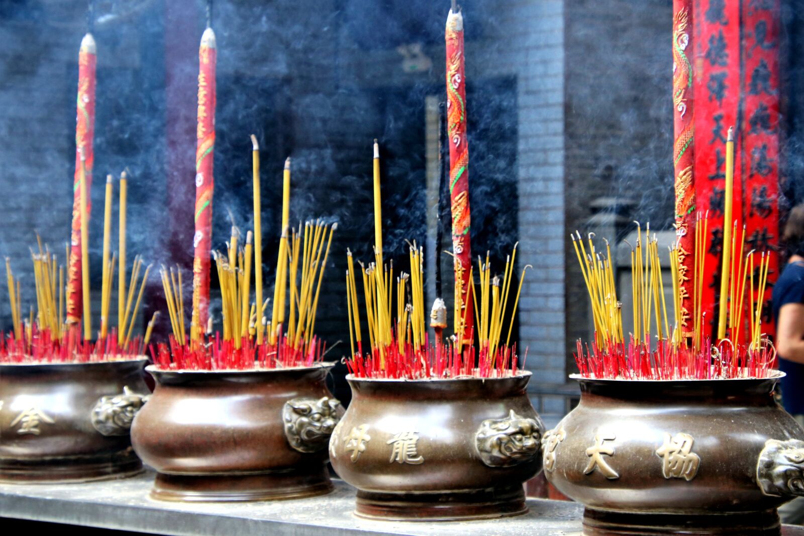 Canon EOS 80D sample photo. Vietnam, incense, fragrance photography