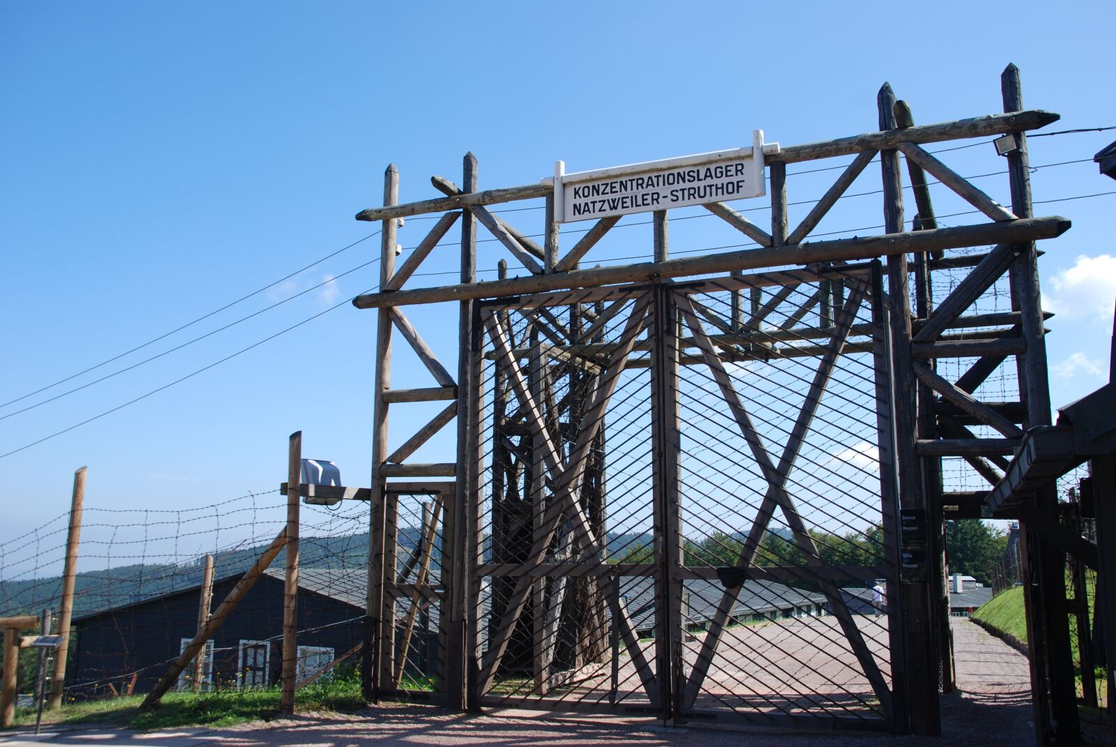 Nikon D80 sample photo. Concentration camp, war, second photography