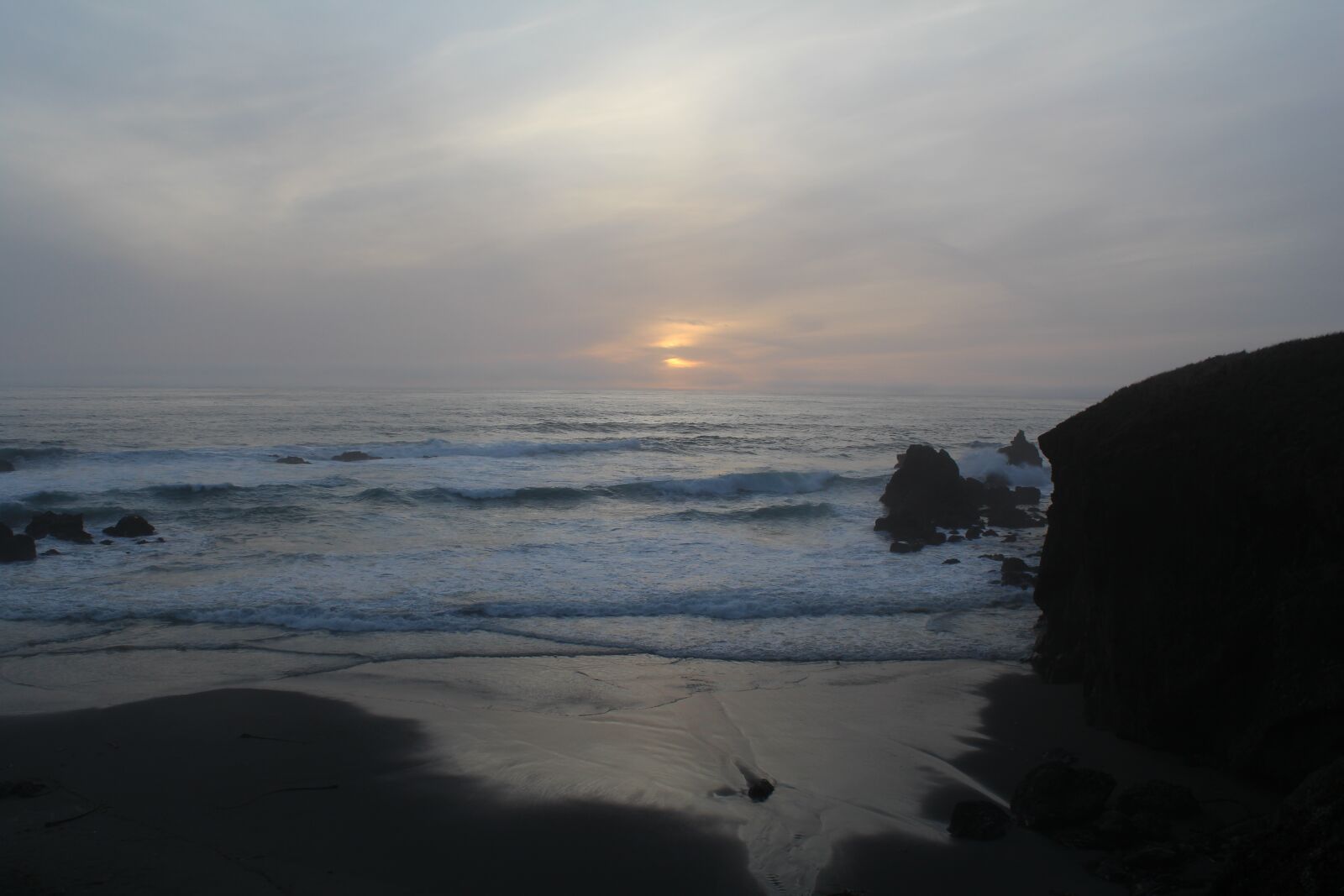 Canon EOS 100D (EOS Rebel SL1 / EOS Kiss X7) sample photo. Sunset, beach, ocean photography