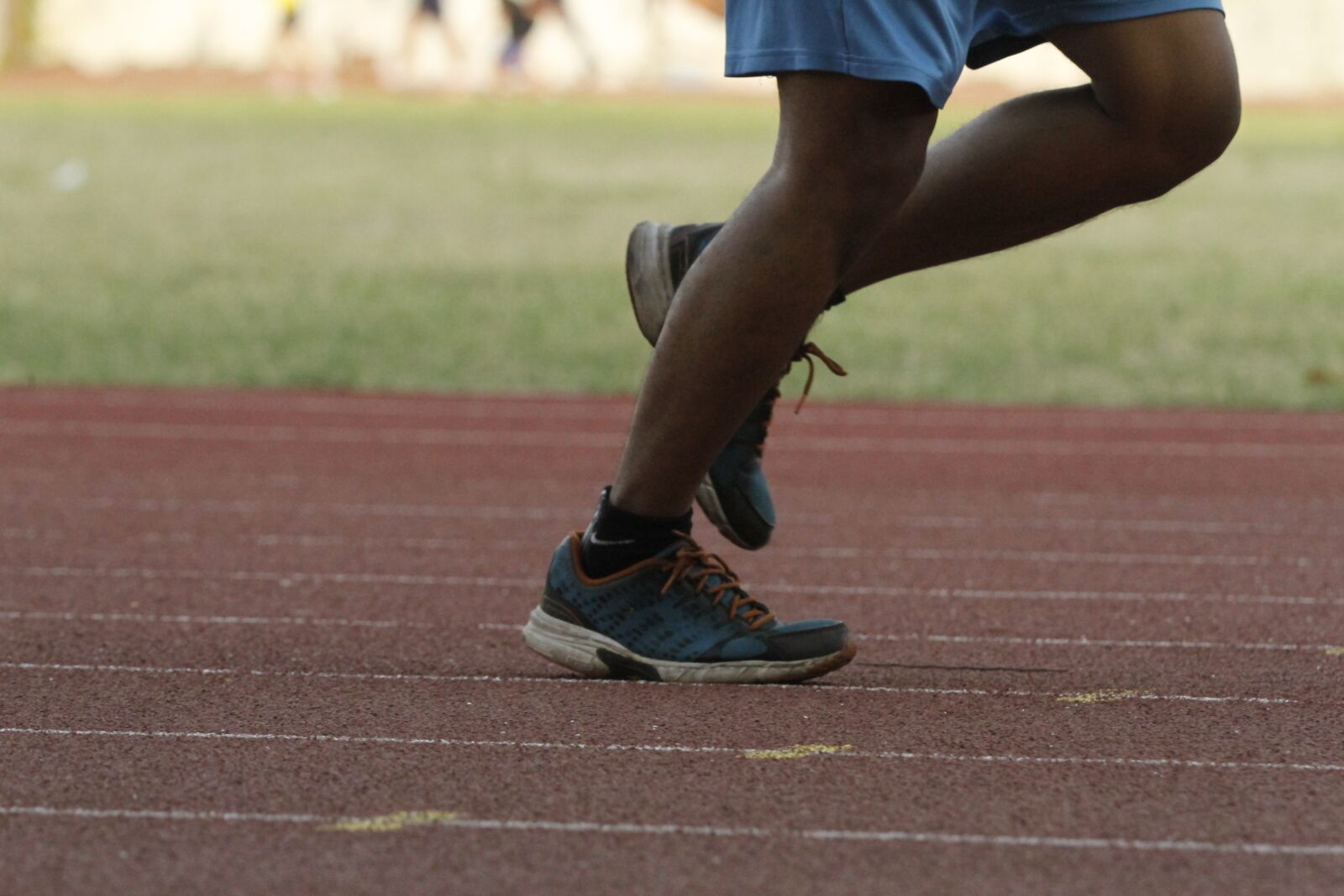 Canon EOS 7D sample photo. Running, walking, sport photography