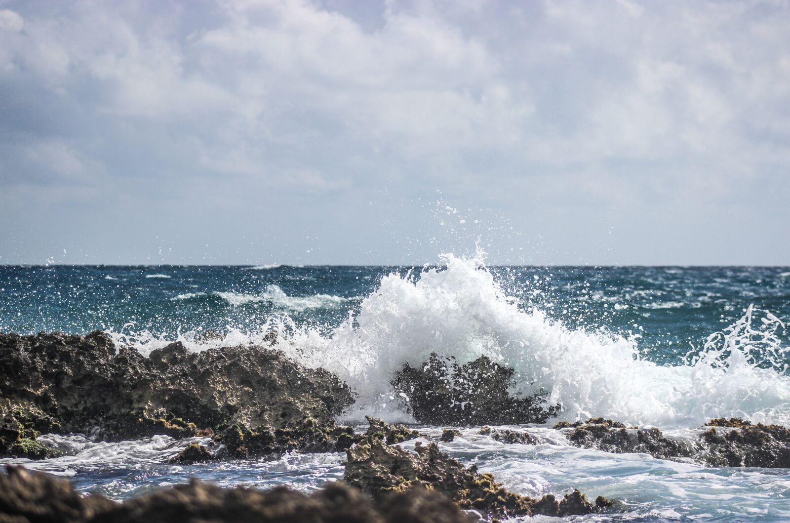 Canon EOS 600D (Rebel EOS T3i / EOS Kiss X5) sample photo. Water, sea, wave photography