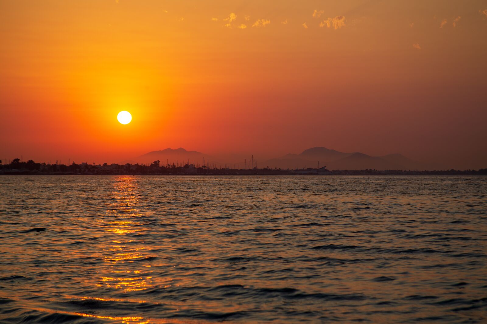 Canon EF 28-135mm F3.5-5.6 IS USM sample photo. Sunset, sunrise, landscape photography