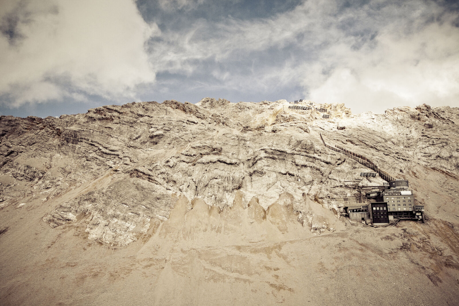 Canon EOS 5D sample photo. Landscape, sky, clouds, building photography