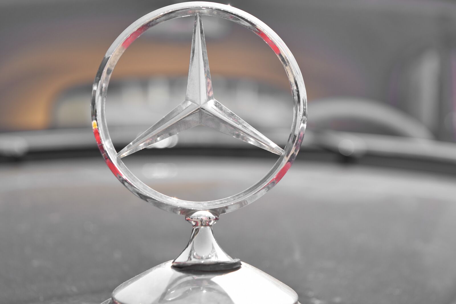 Nikon D5500 sample photo. Germany, symbol, blur, reflection photography