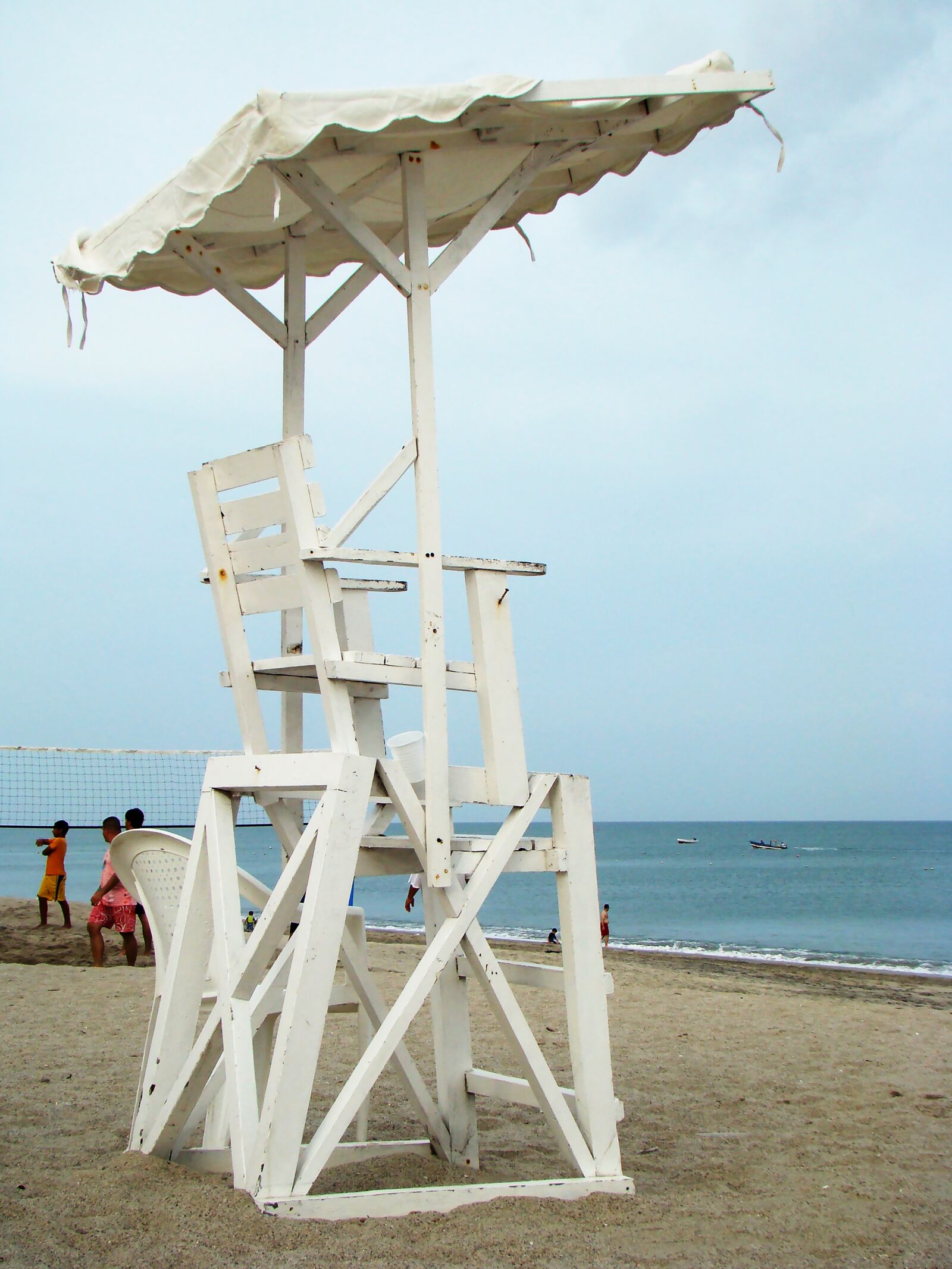 Sony DSC-H9 sample photo. Sea, beach, life guard photography