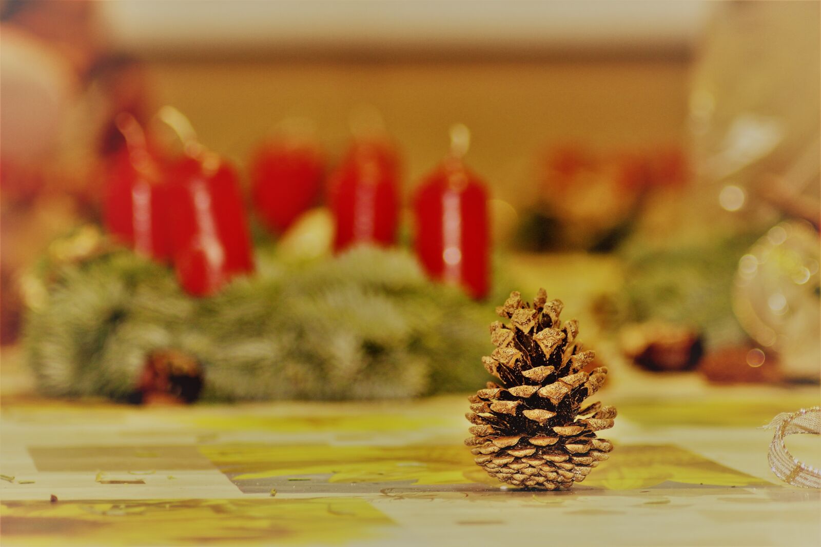 Canon EOS 1200D (EOS Rebel T5 / EOS Kiss X70 / EOS Hi) sample photo. Christmas, success, candle photography